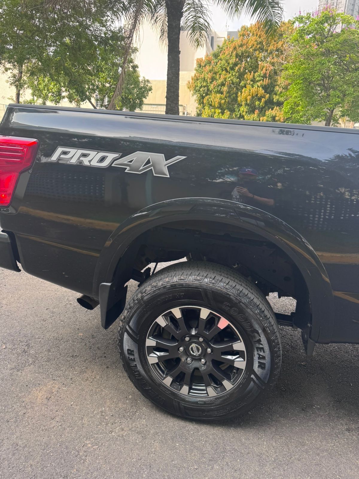 camiones y vehiculos pesados - Nissan Titán 2019  6