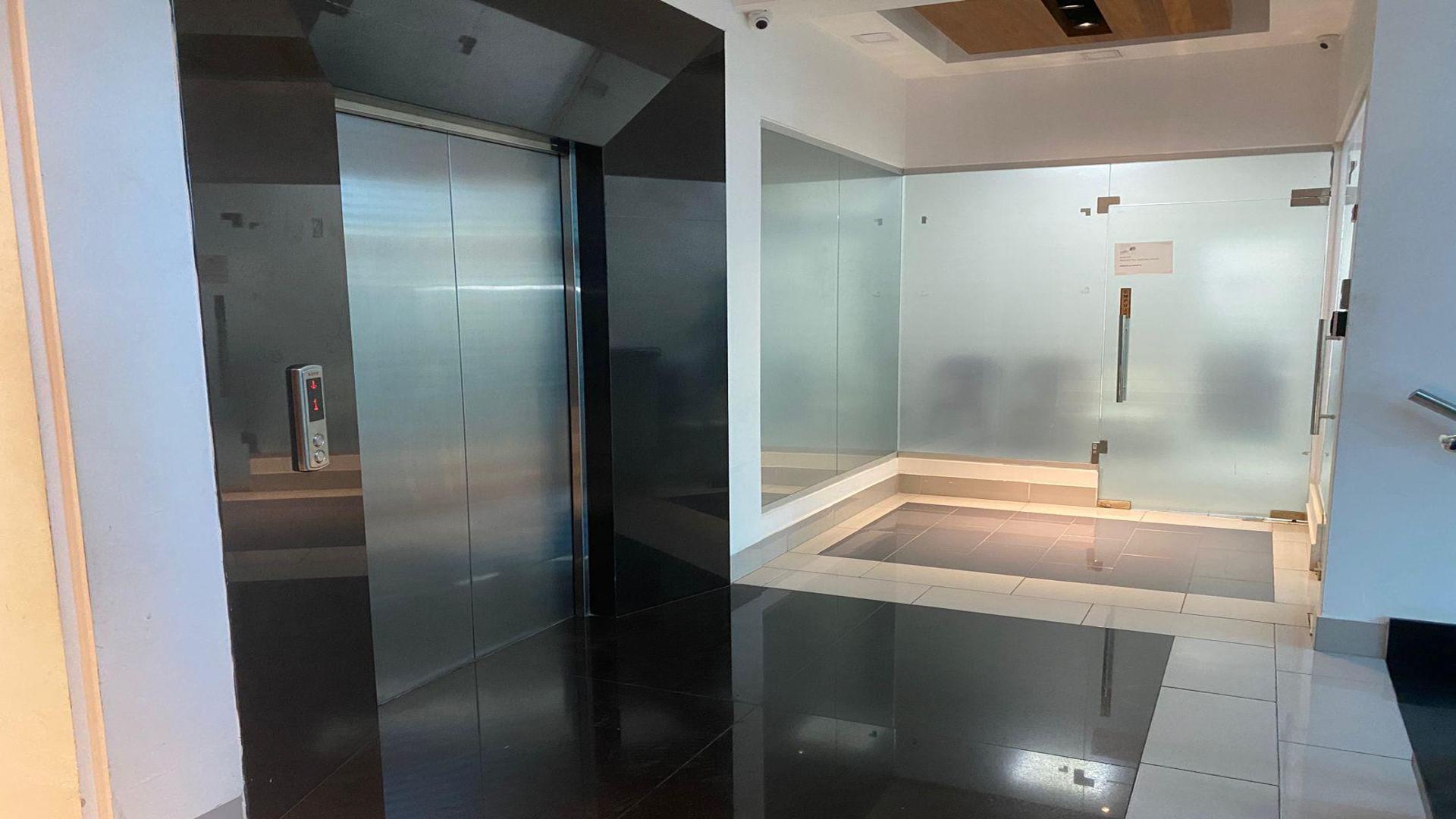 oficinas y locales comerciales - Local Comercial en Venta en el Millon 1