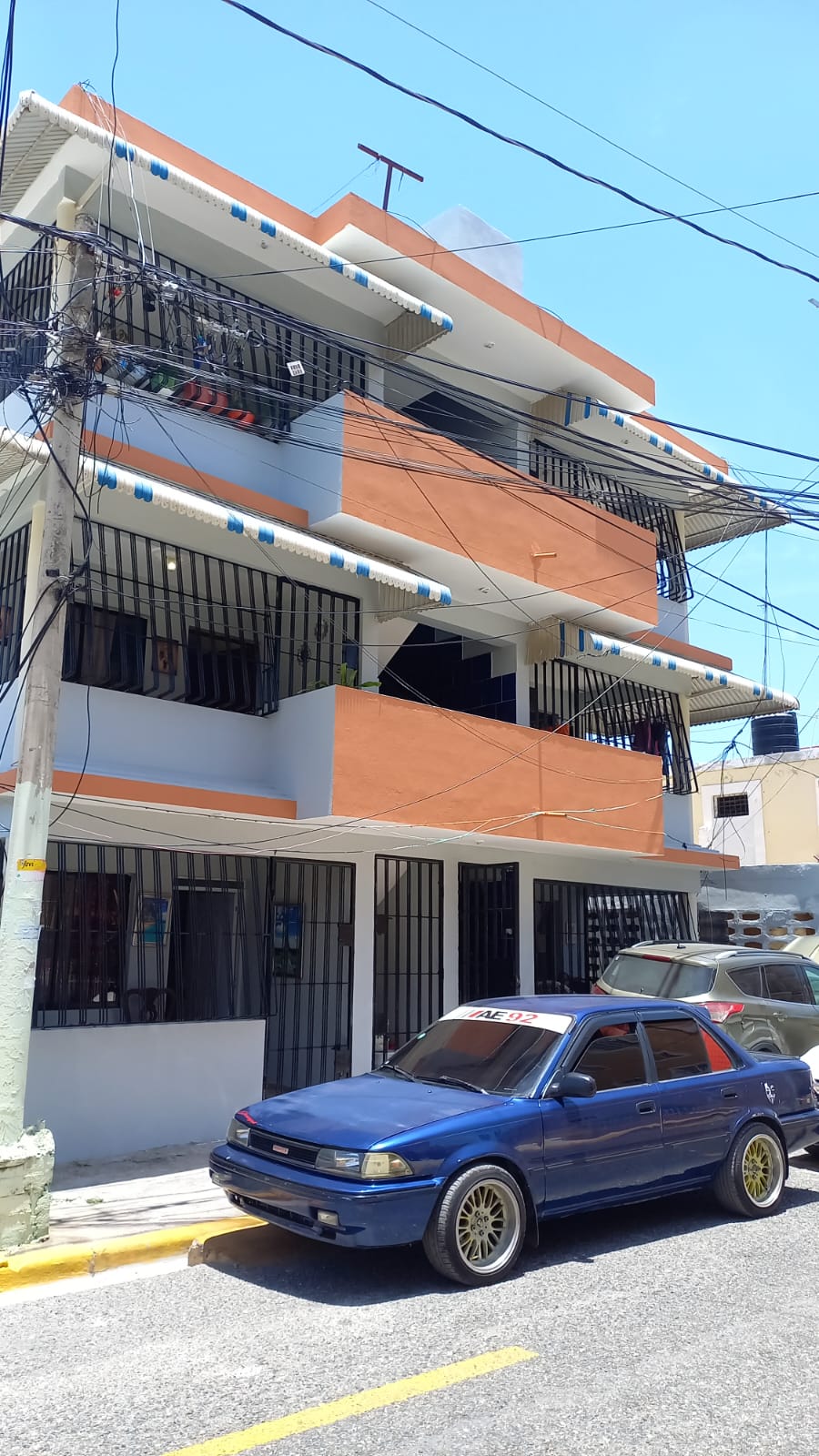 otros inmuebles - Edificio en Savica de 6 apartamentos rentados todo 1