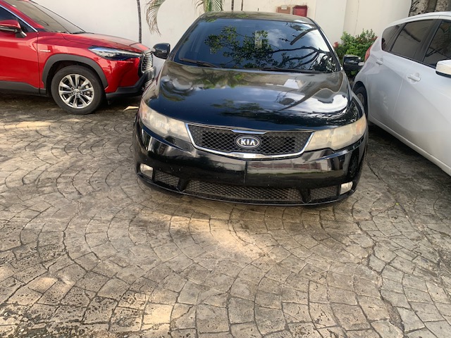 carros - KIA CERATO 2010 3