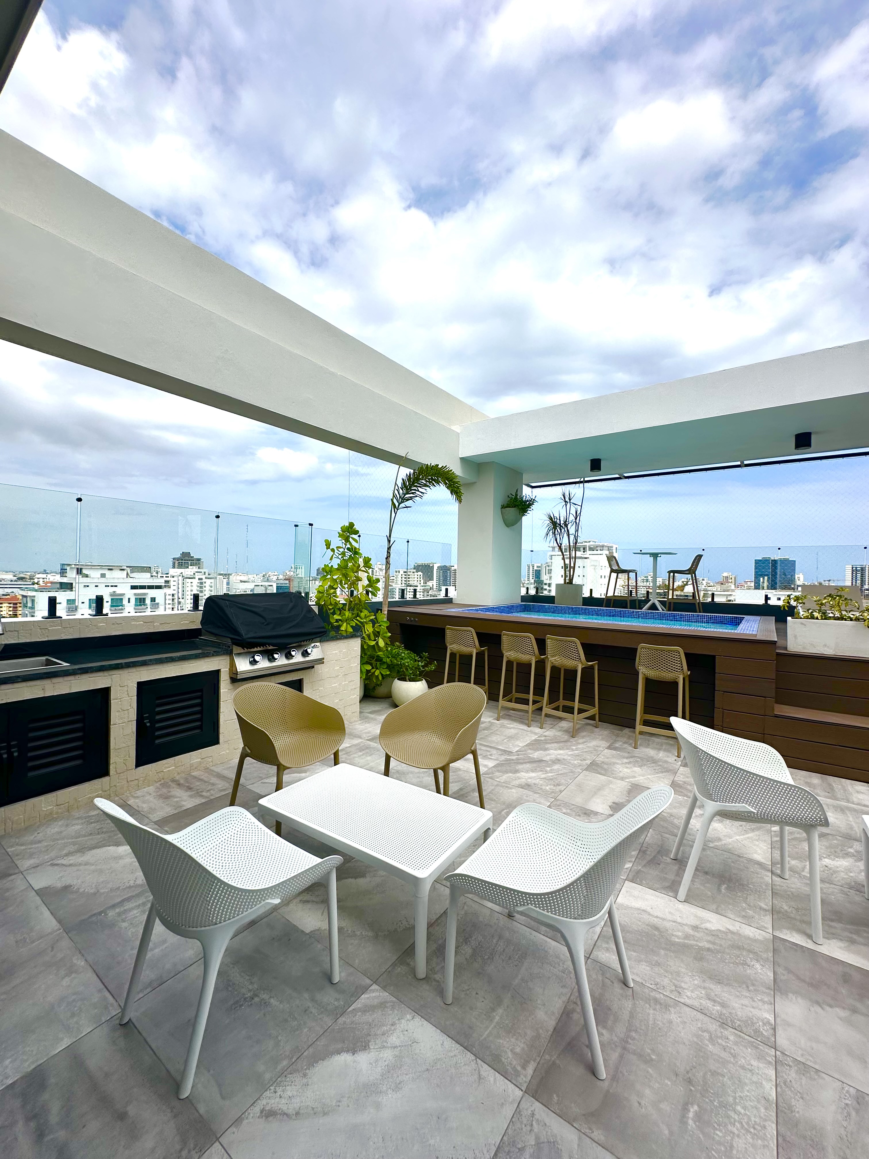 apartamentos - Alquilo apartamento de lujo a estrenar de 2 hab 7