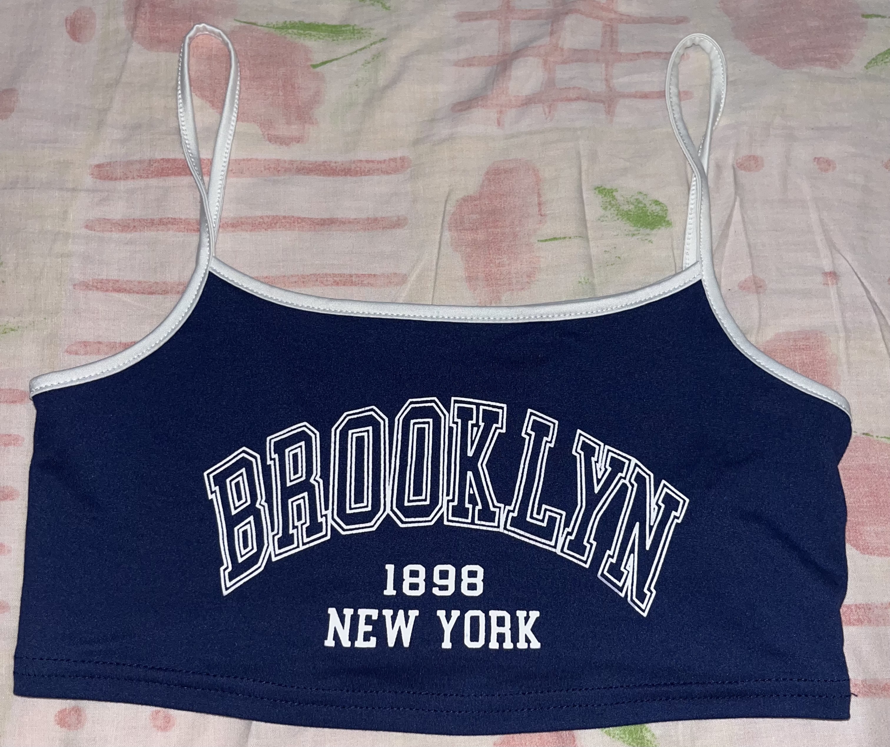 ropa para mujer - Ventas de ropa ( es un lote de 25 piezas)negociable, gracias! 