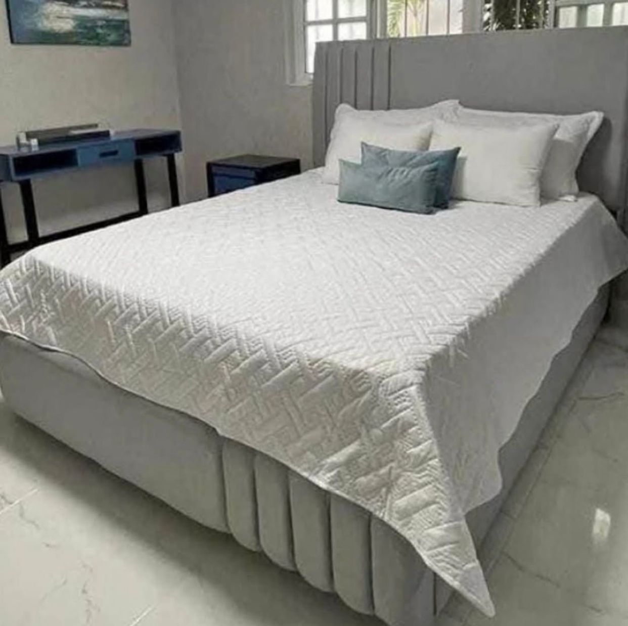 muebles y colchones - Base gris tapizada  disponible, envio gratis 0