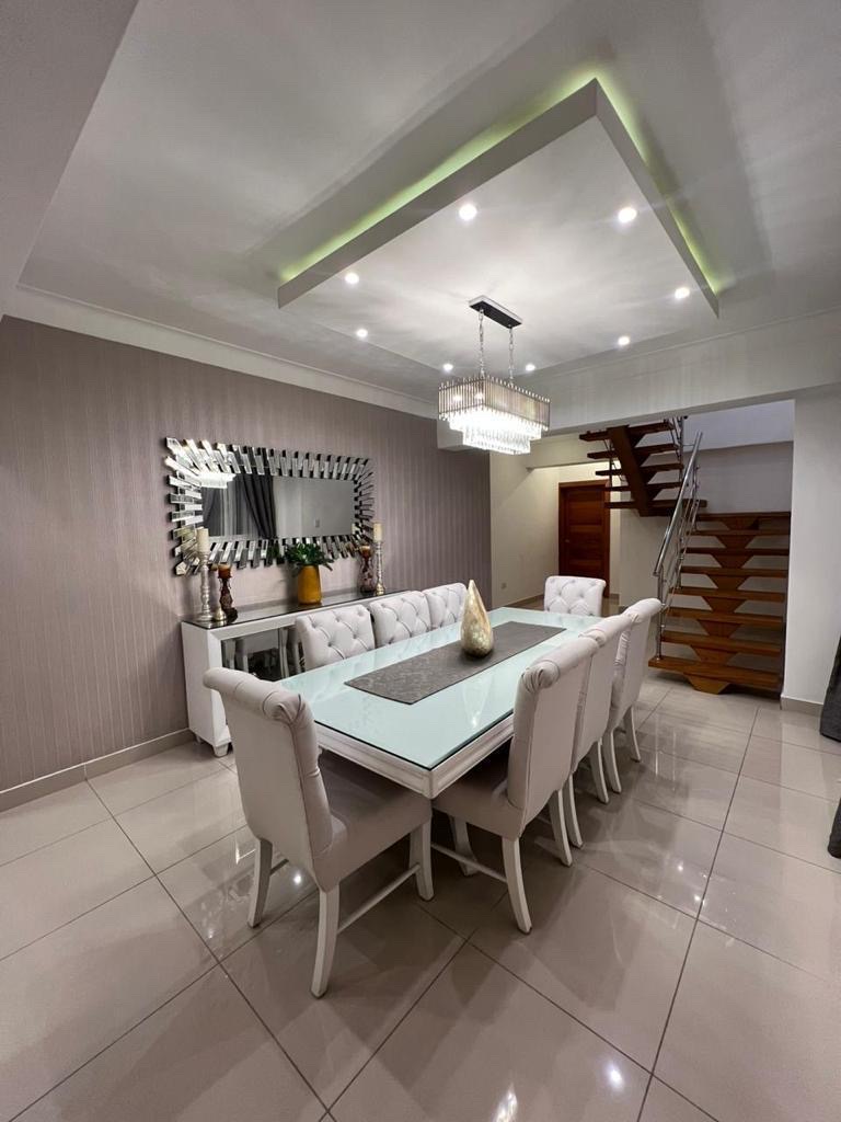 apartamentos - Alquilo Penthouse amueblado en Los Prados 4