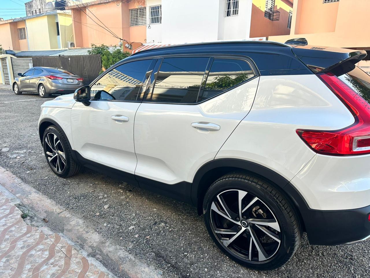 jeepetas y camionetas - VOLVO XC 40 R DESIGN T5 2020 9