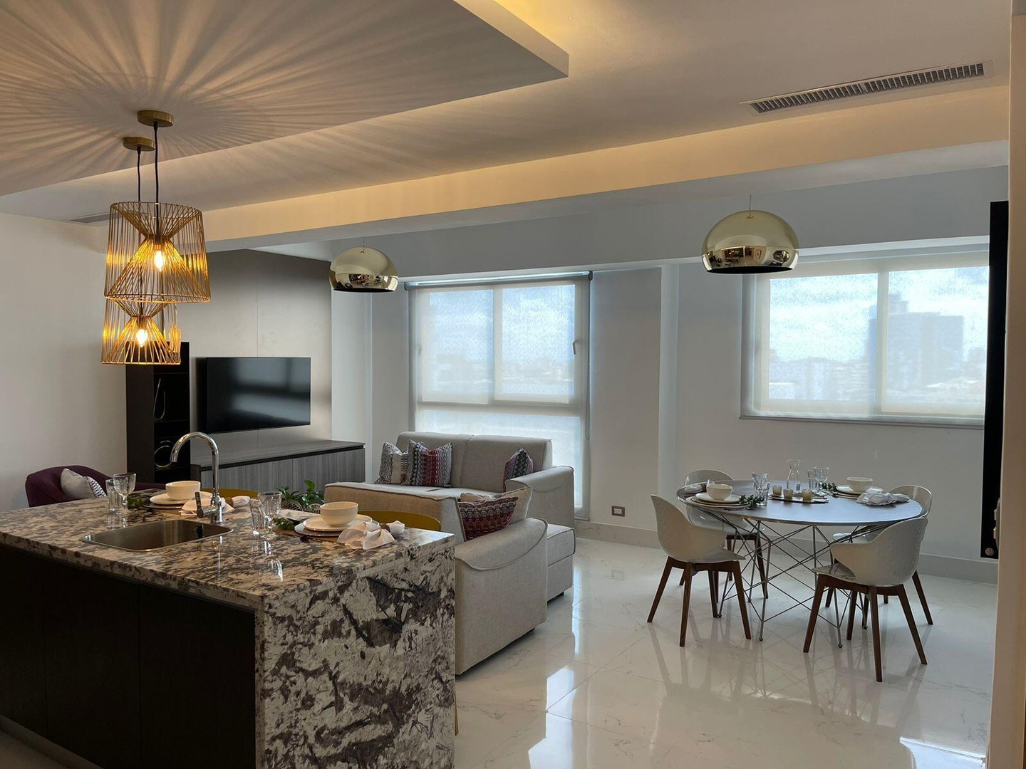 apartamentos - Alquiler de Hermoso Apartamento Piantini de Una Habitación Amueblado. 3