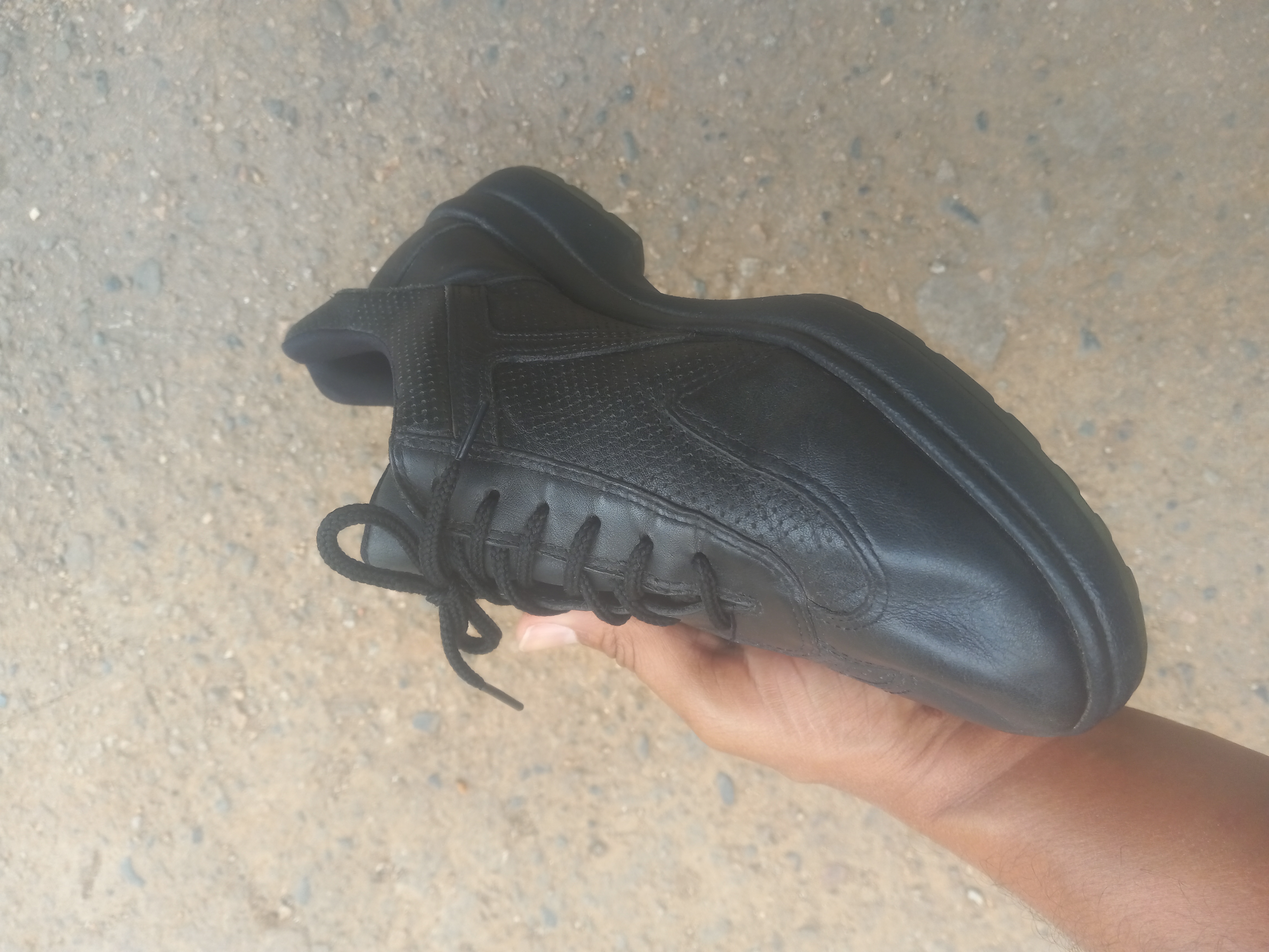 zapatos para hombre - Sneakers BASS , en piel , size 7.5 5