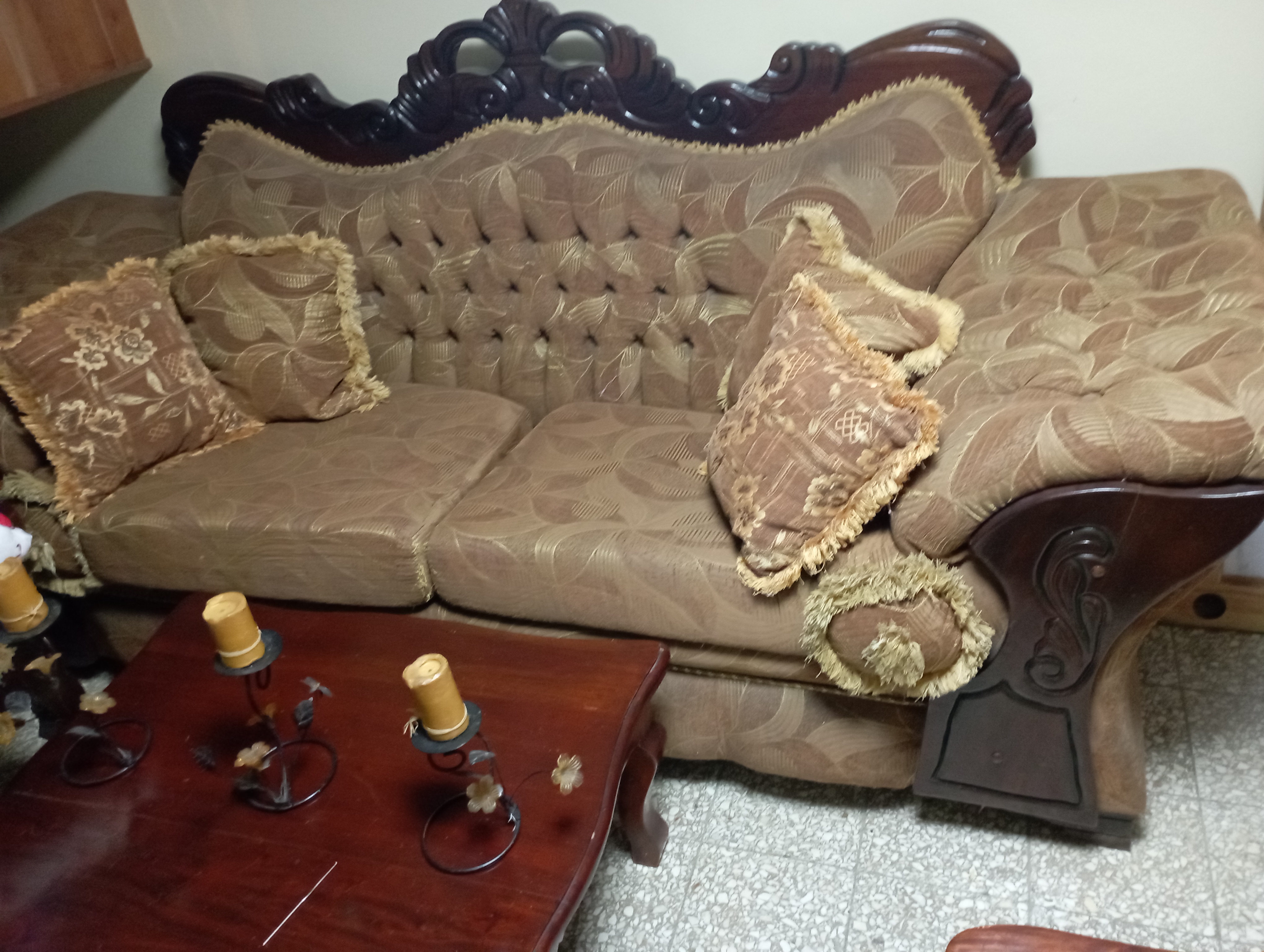 muebles y colchones - Juego de Muebles en Caoba de Oportunidad  2