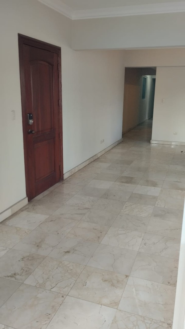 apartamentos - Apartamento clásico en Naco, Distrito Nacional. Segundo piso (A. Nueva) 5