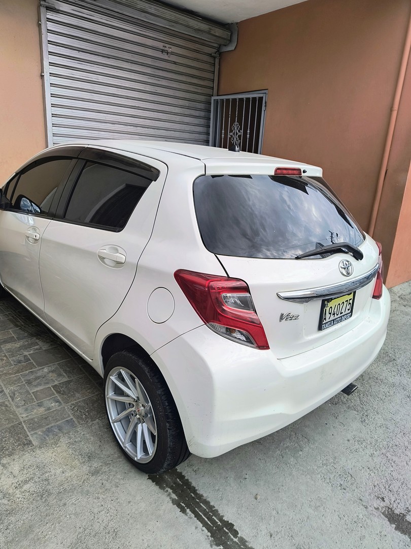 carros - Toyota vitz 2015
530,000