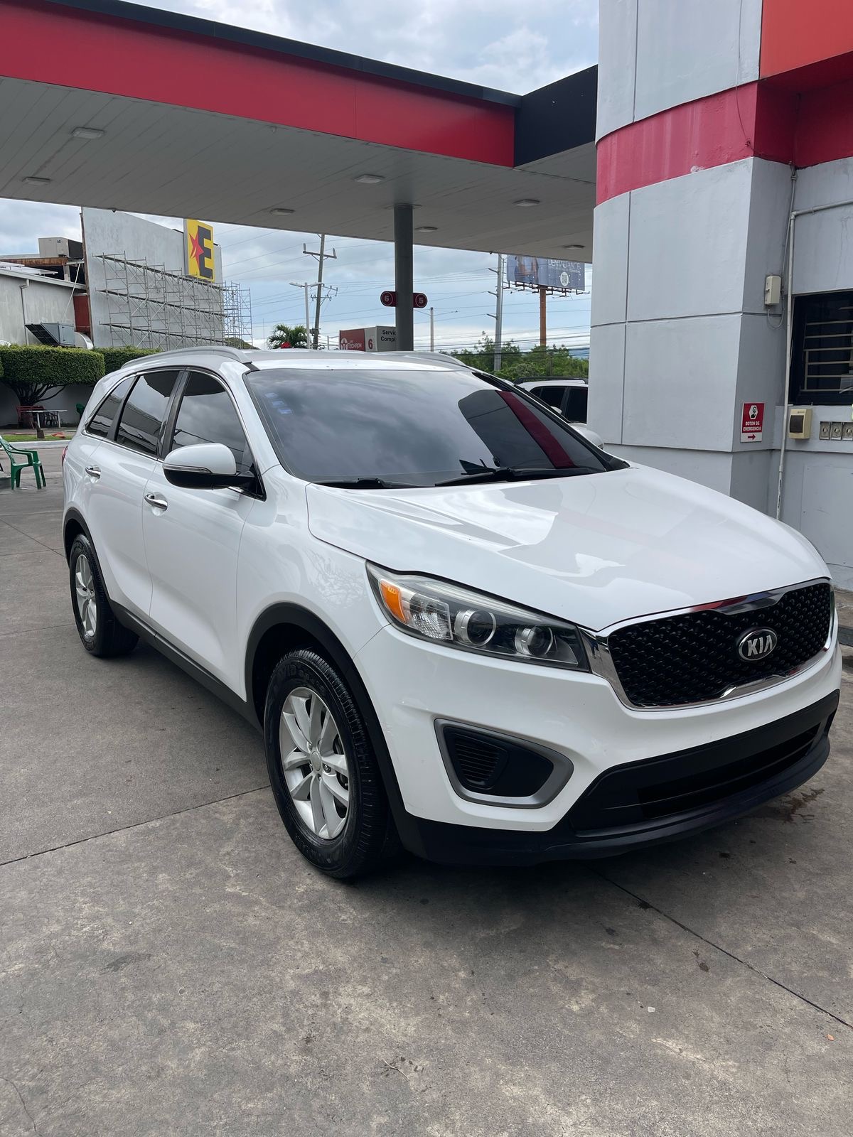jeepetas y camionetas - Kia Sorento 2016 4