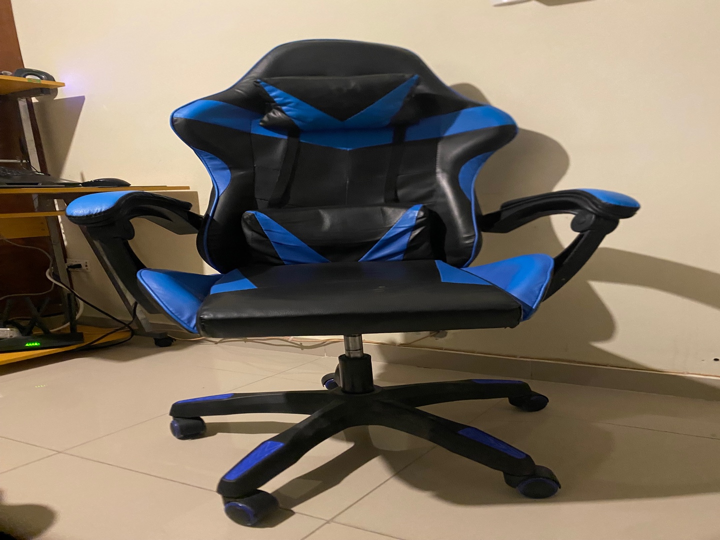 muebles y colchones - Vendo Silla Gamer  0