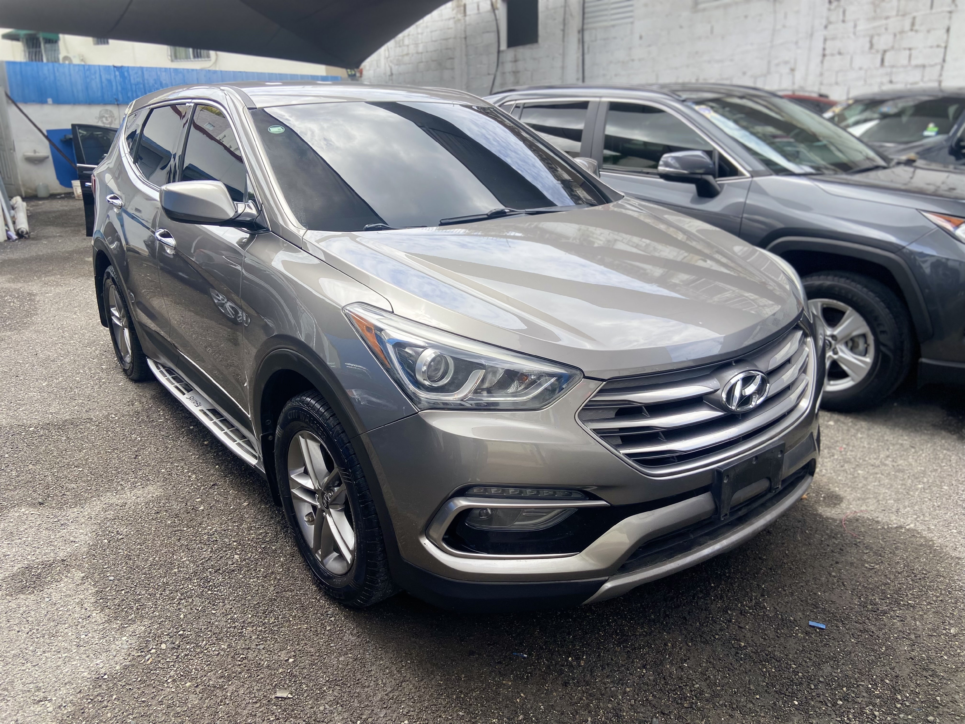 jeepetas y camionetas - Hyundai Santa Fe Sport 2017 4x4  0
