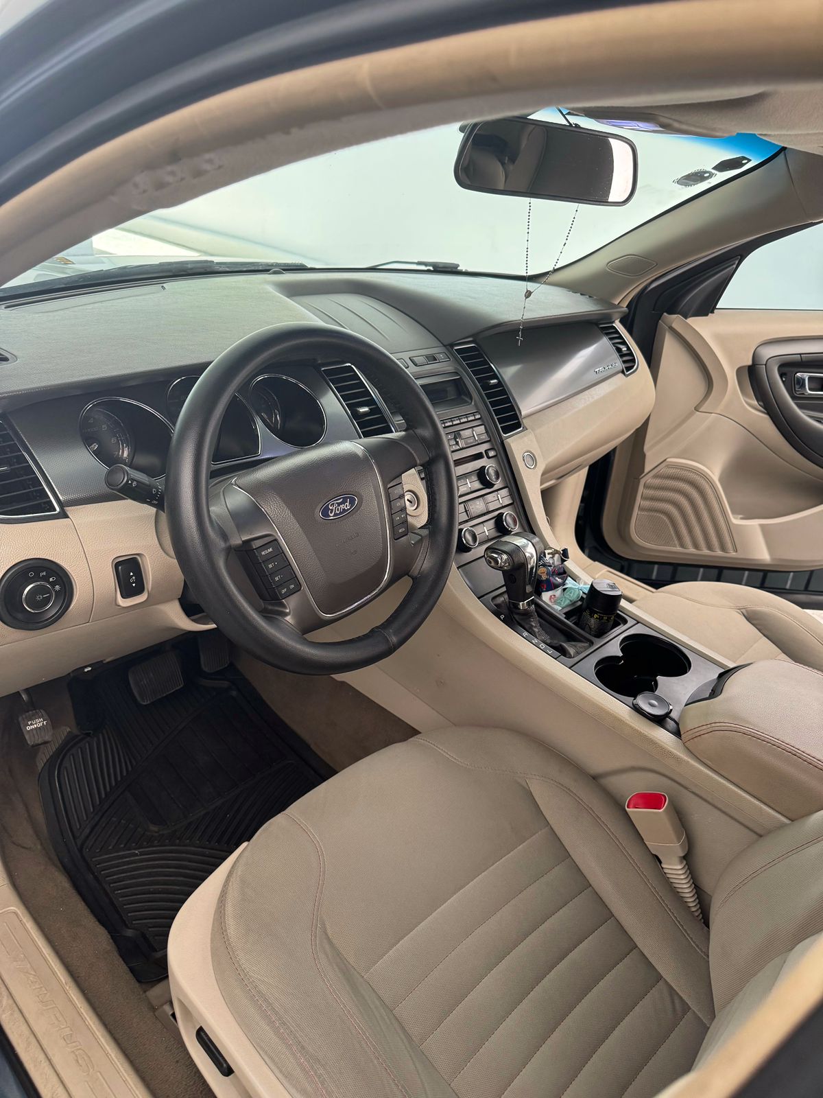carros - Ford Taurus SE 2010 (Intersector) 4