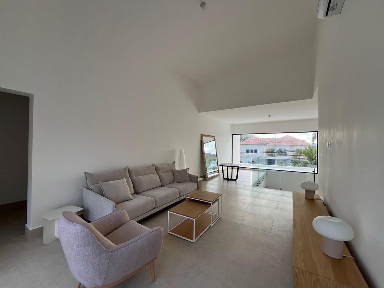 casas vacacionales y villas - venta de Villa amueblada con piscina en punta cana village República Dominicana  5