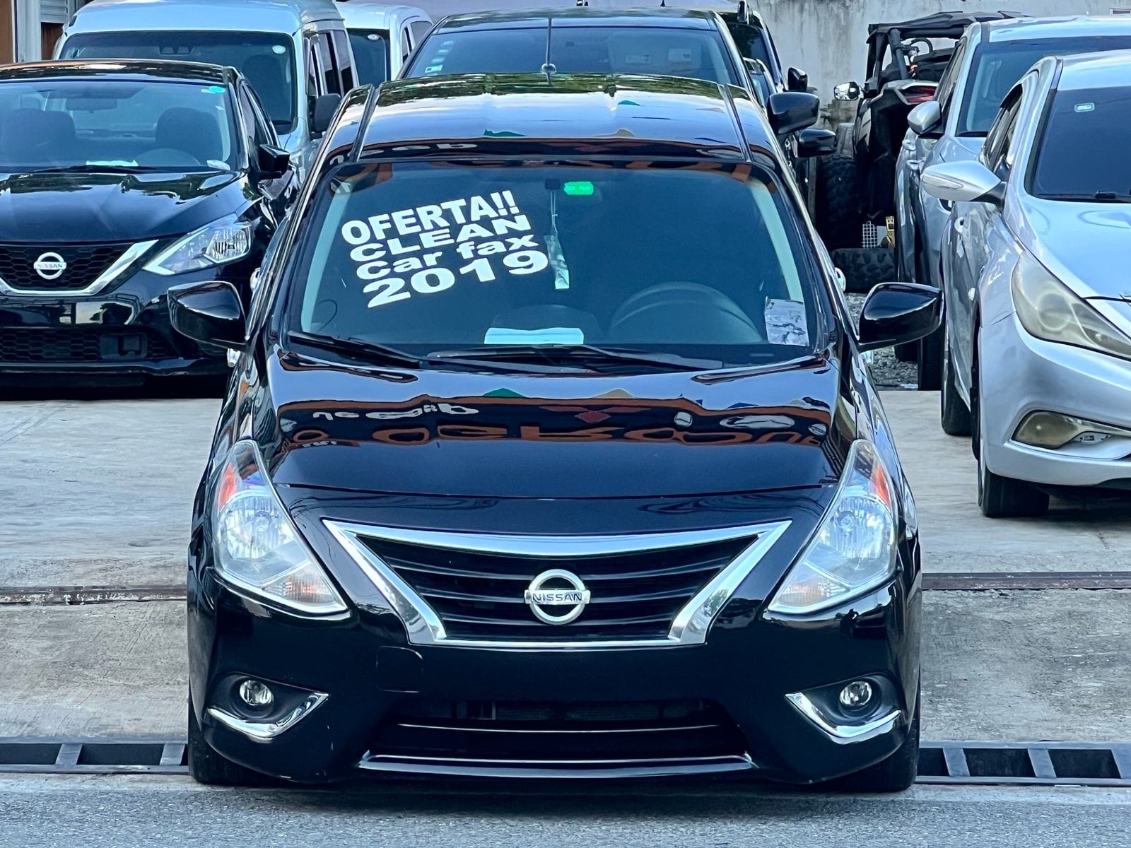 carros - Nissan versa SV 2019 el más full 0