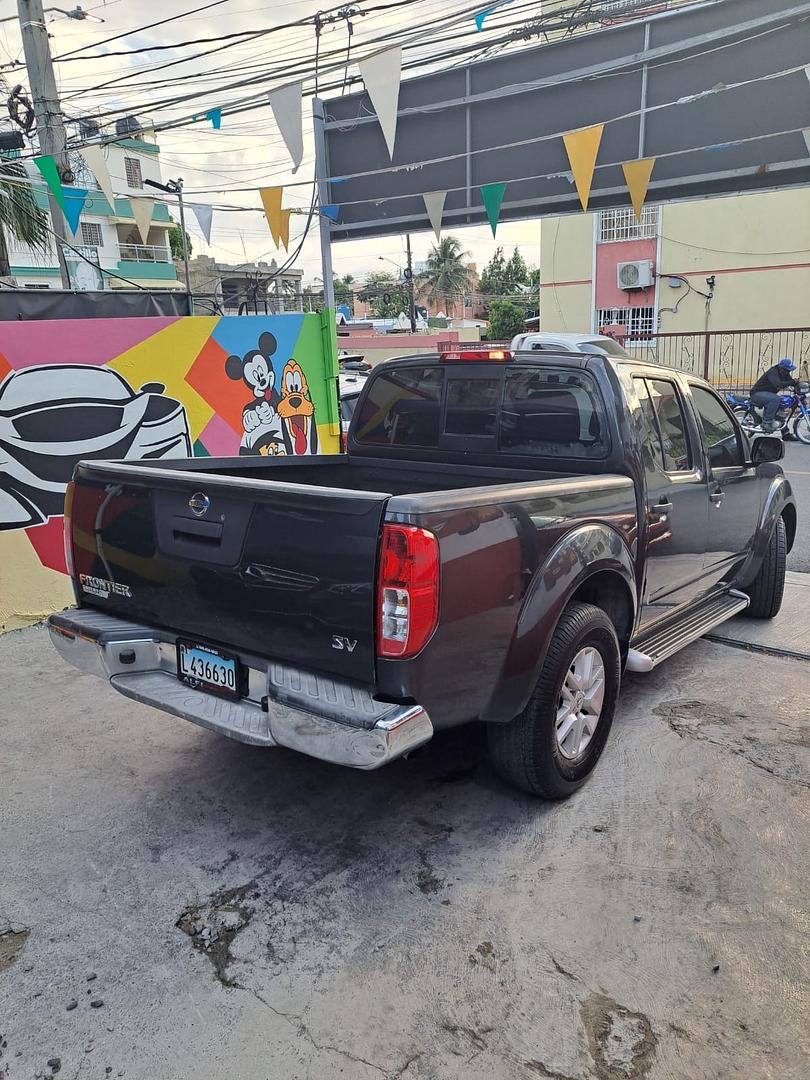 jeepetas y camionetas - Nissan Frontier 2015 3