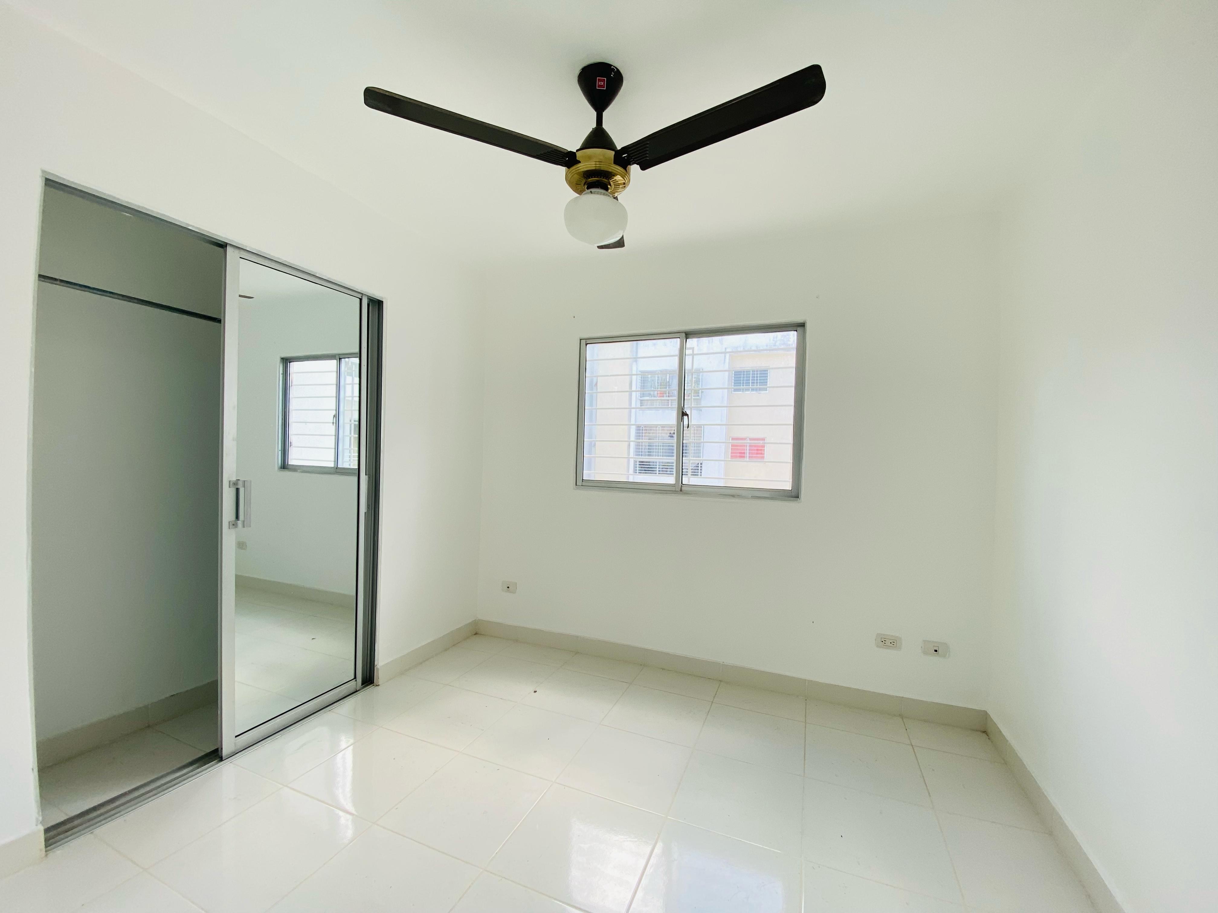 apartamentos - vendo apartamento como nuevo en una excelente zona de licey Santiago  3