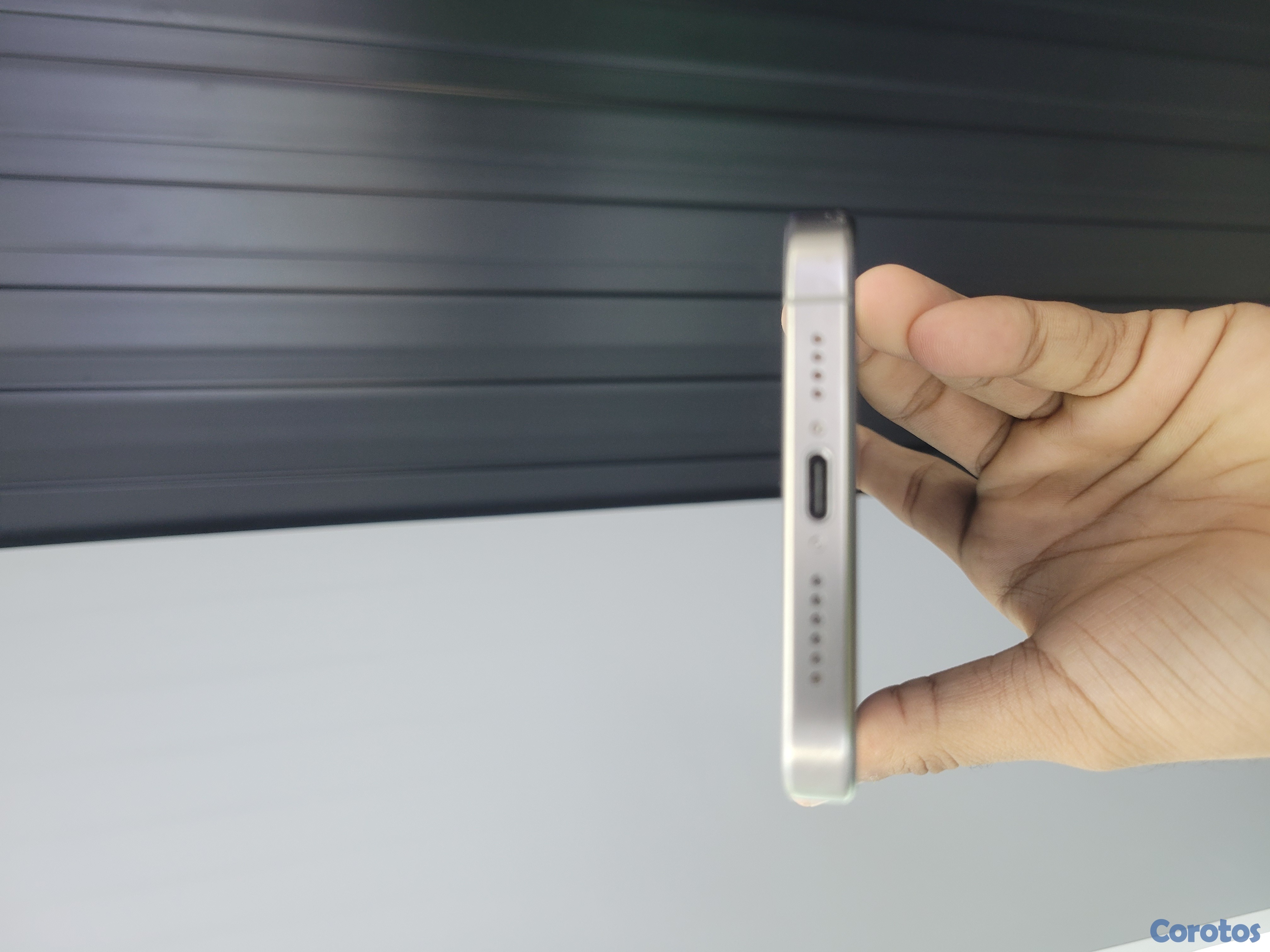 celulares y tabletas - iPhone 15 pro max de 256gb  2