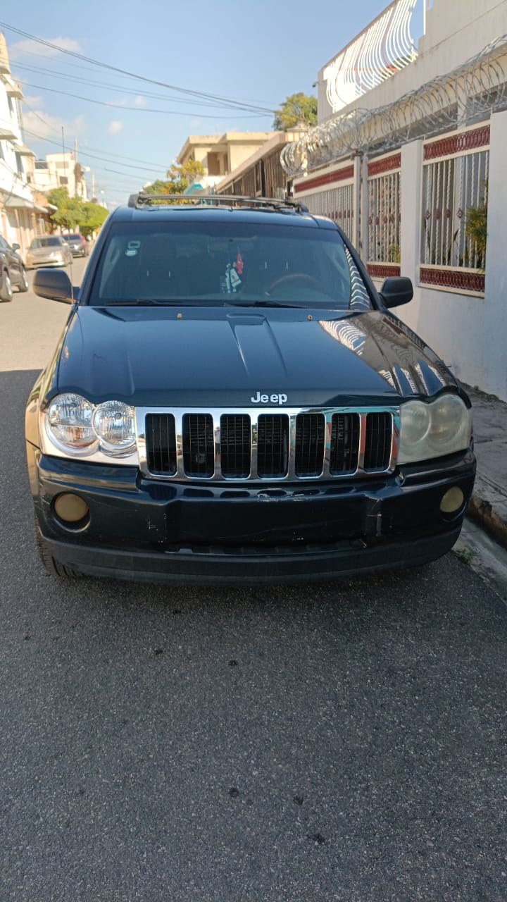 jeepetas y camionetas - Se vende Jeep Grand Cherokee  0