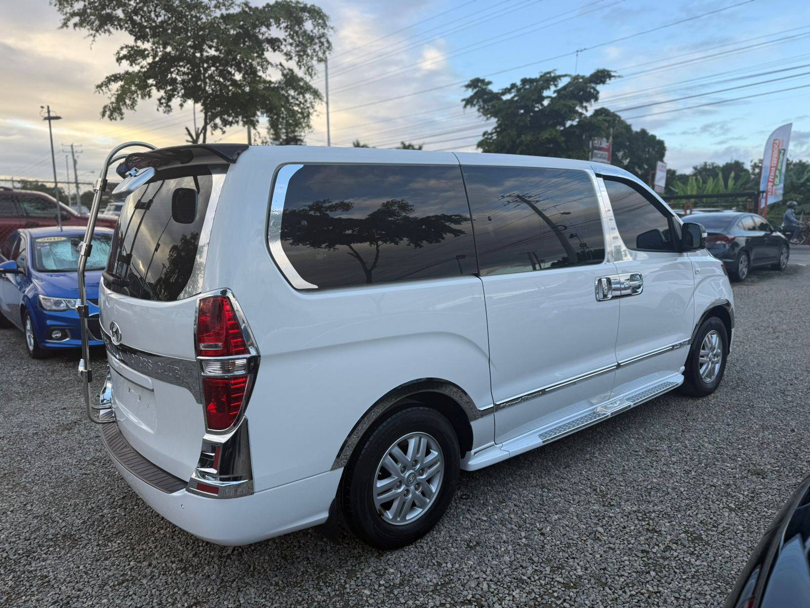 otros vehiculos - HYUNDAI GRAND STAREX H-1 2019 PRIVADA 4