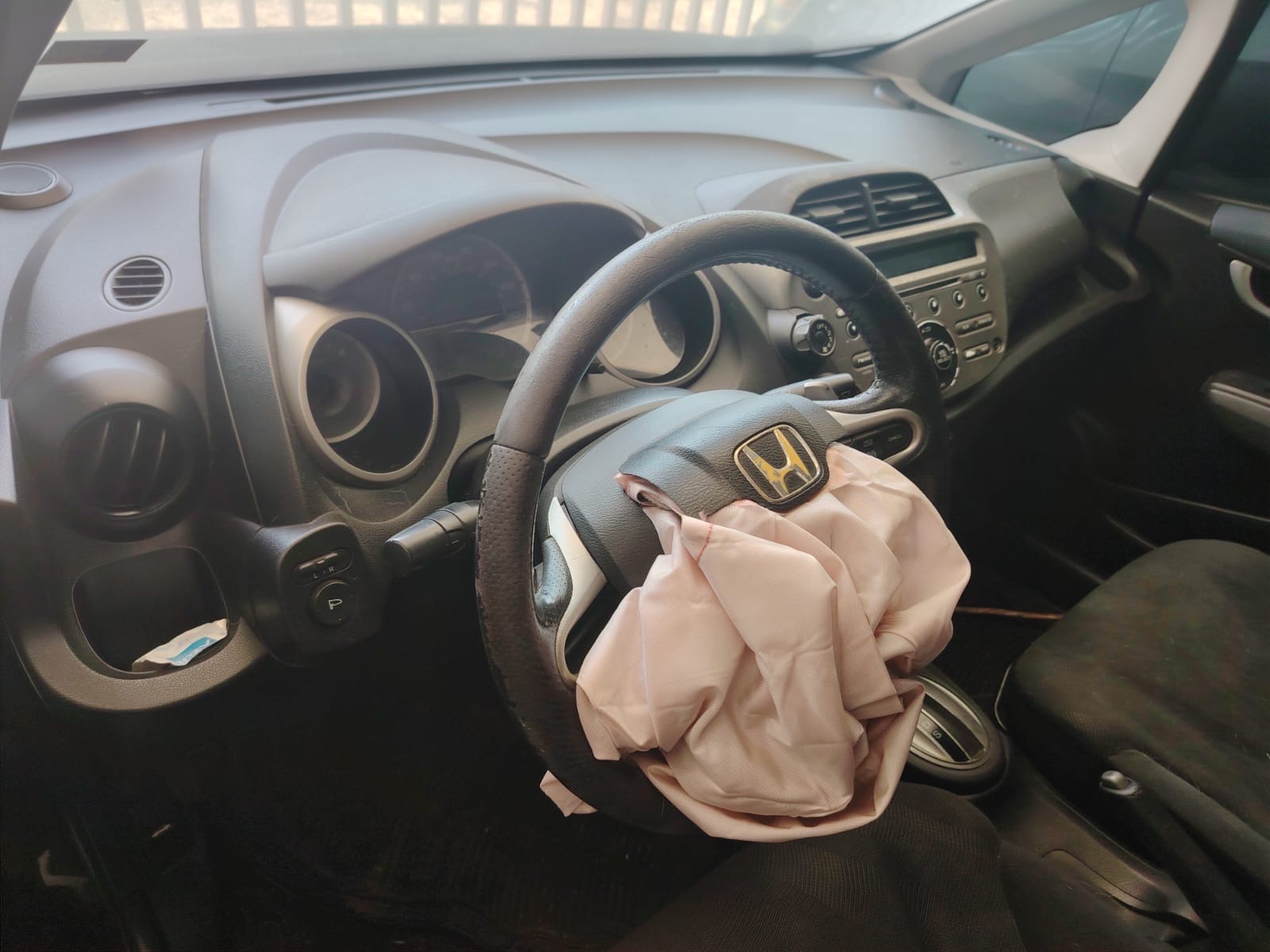 carros - Honda fit sport para reparar 8