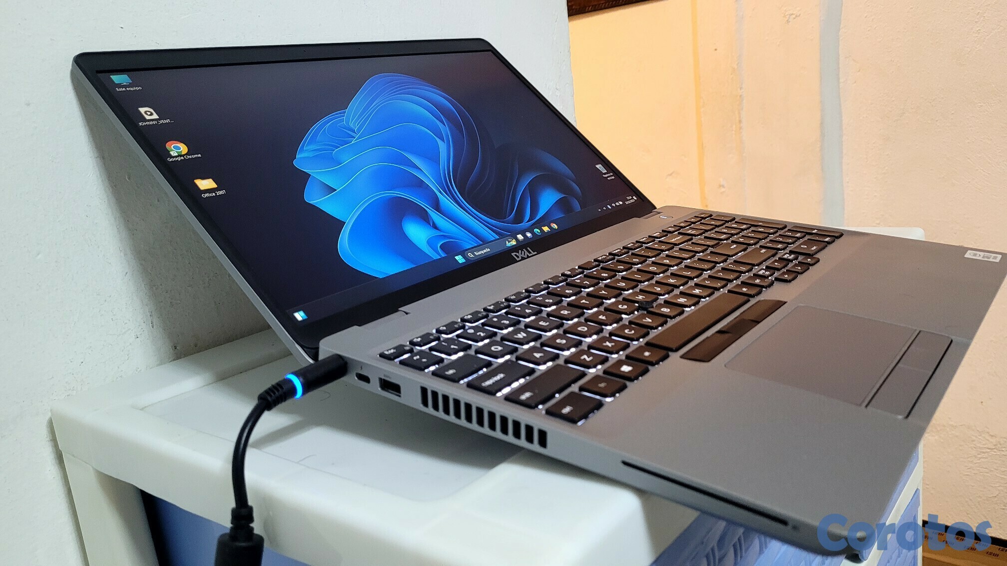 computadoras y laptops - Laptop Dell 3550 17 Pulg Core i7 10th Gen Ram 16gb ddr4 Disco m2 256gb SSD Nvide 2