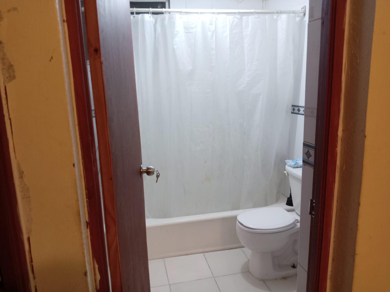 apartamentos - Apto 2do nivel Vista Hermosa- Lucerna  6