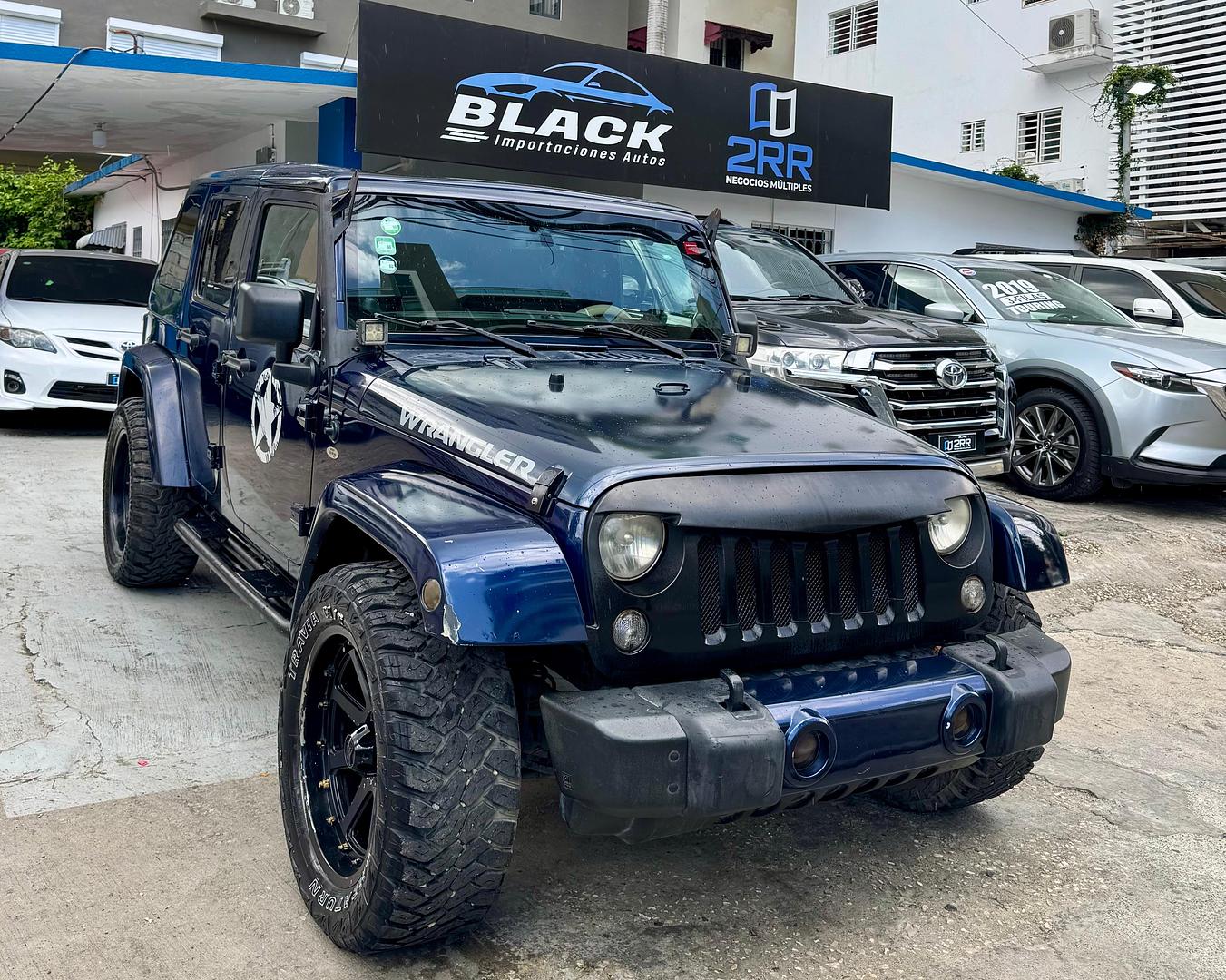 jeepetas y camionetas - Jeep Wrangle Sahara 2013 4x4 4
