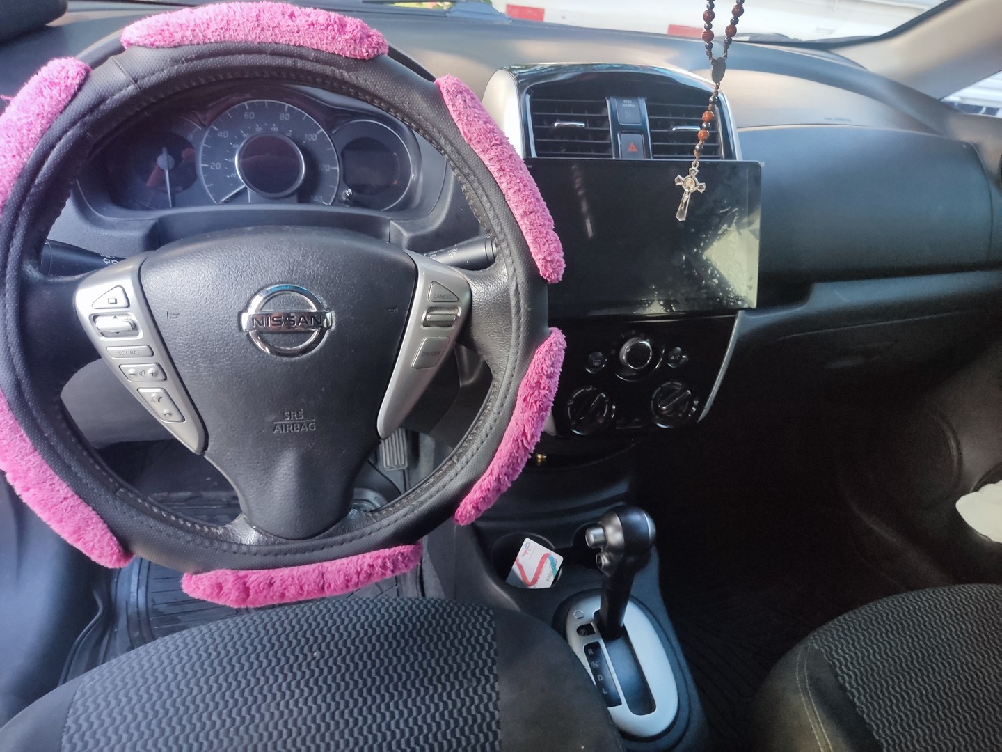 carros - Nissan Note Versa 2015 Americana muy buen estado.650,000 negociable. 9