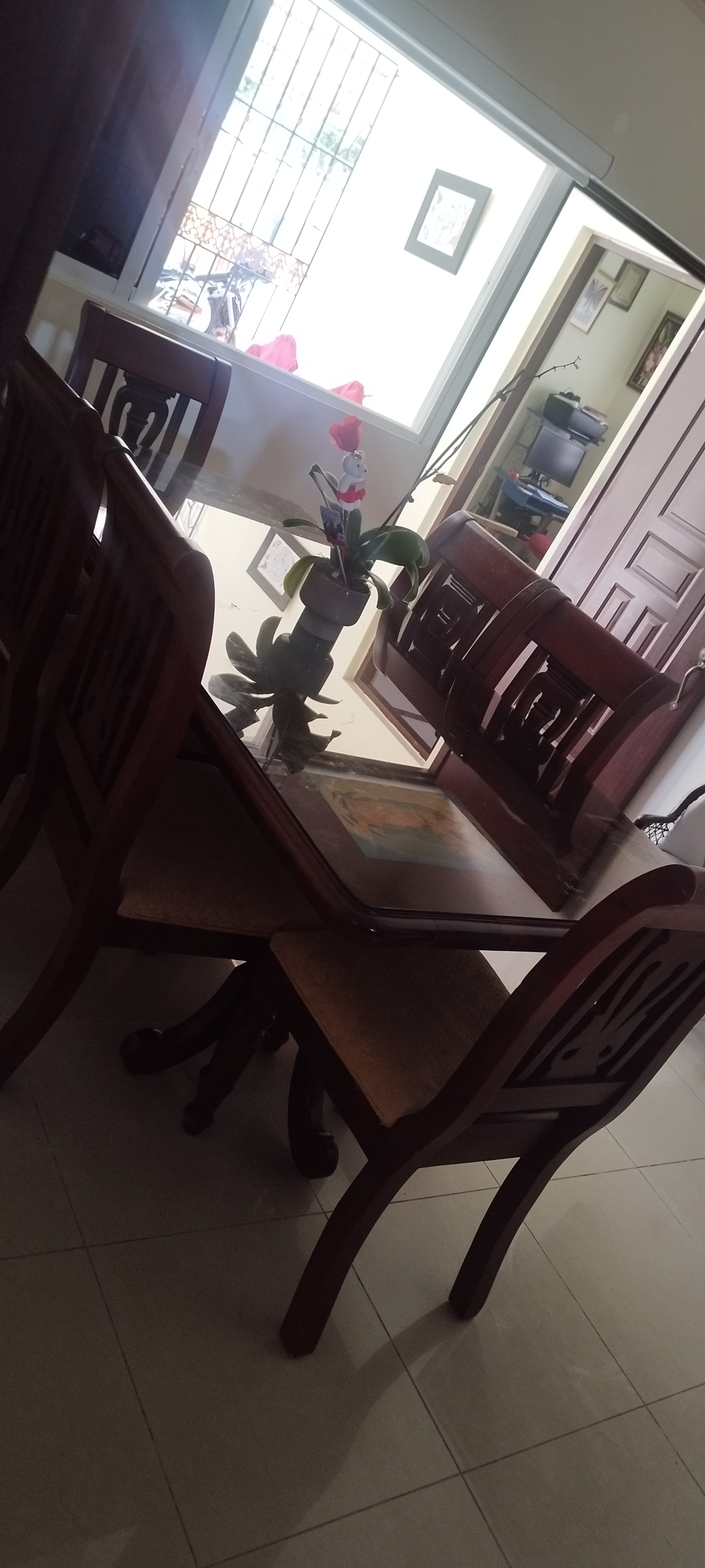 muebles y colchones - Comedor en Caoba 0