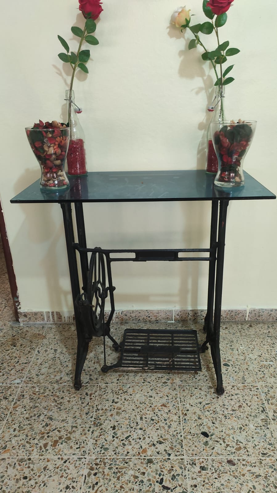 decoración y accesorios - Maquina de coser de mesa . 5