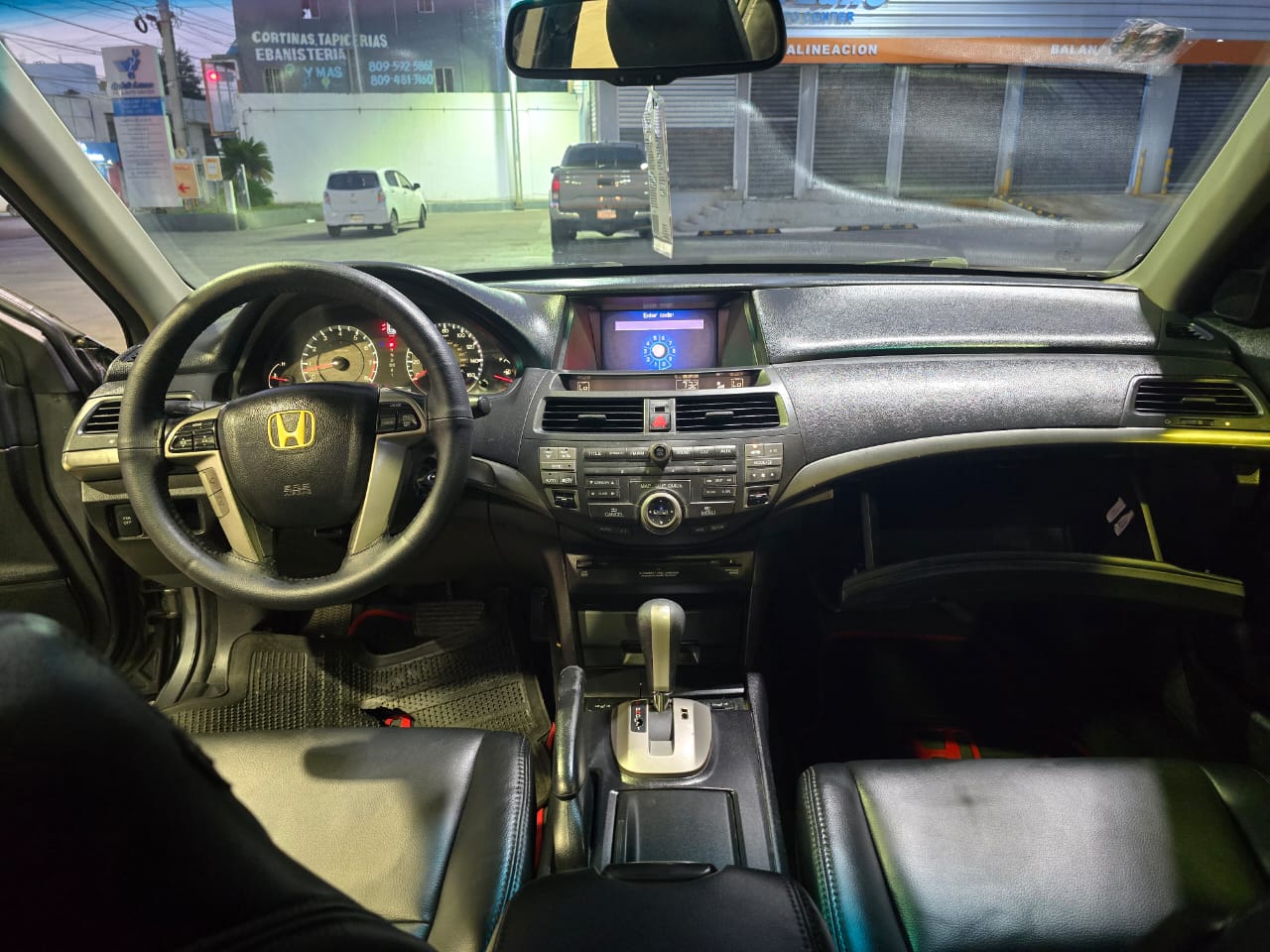 carros - HONDA ACCORD 2010 EL FULL CON SUNROOF Y LEATHER 6