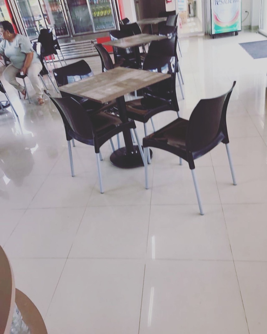 oficinas y locales comerciales - Venta de estación de combustible con compañía de distribución Santo Domingo  3