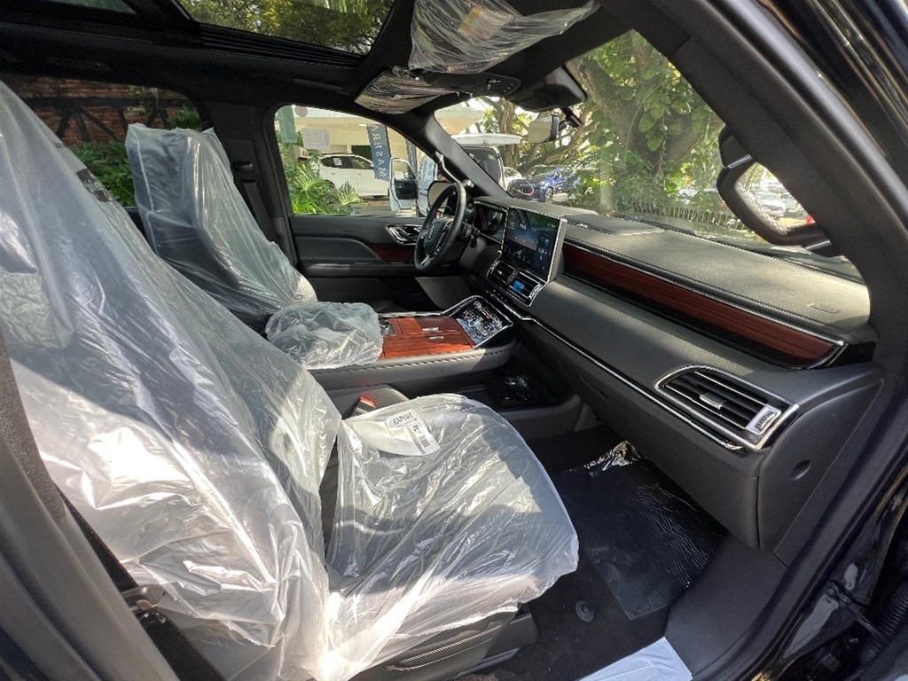 jeepetas y camionetas - Lincoln Navigator Reserve, va con tu personalidad! 4