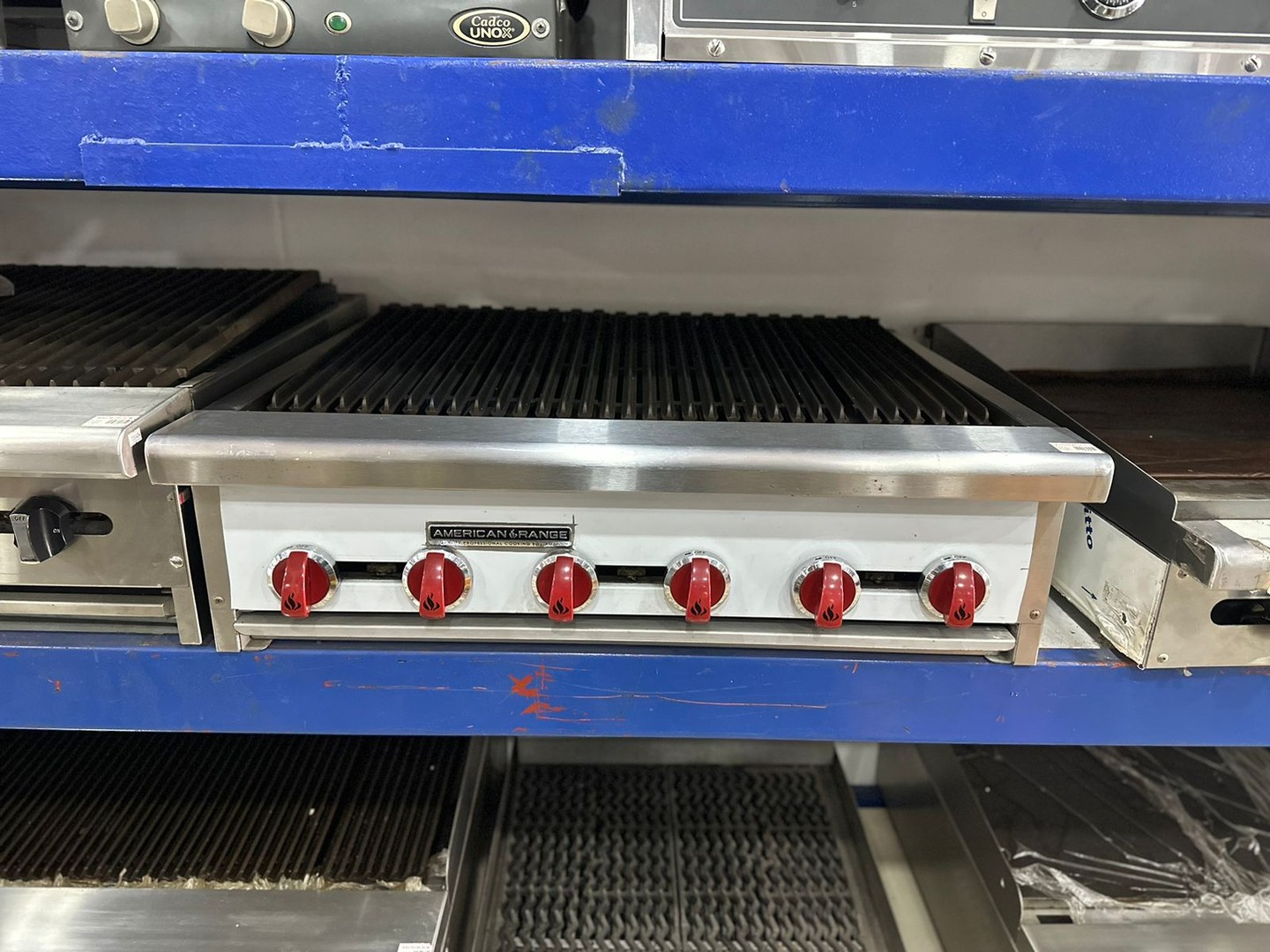 equipos profesionales - Parrilla de 36" American Range a Gas 2