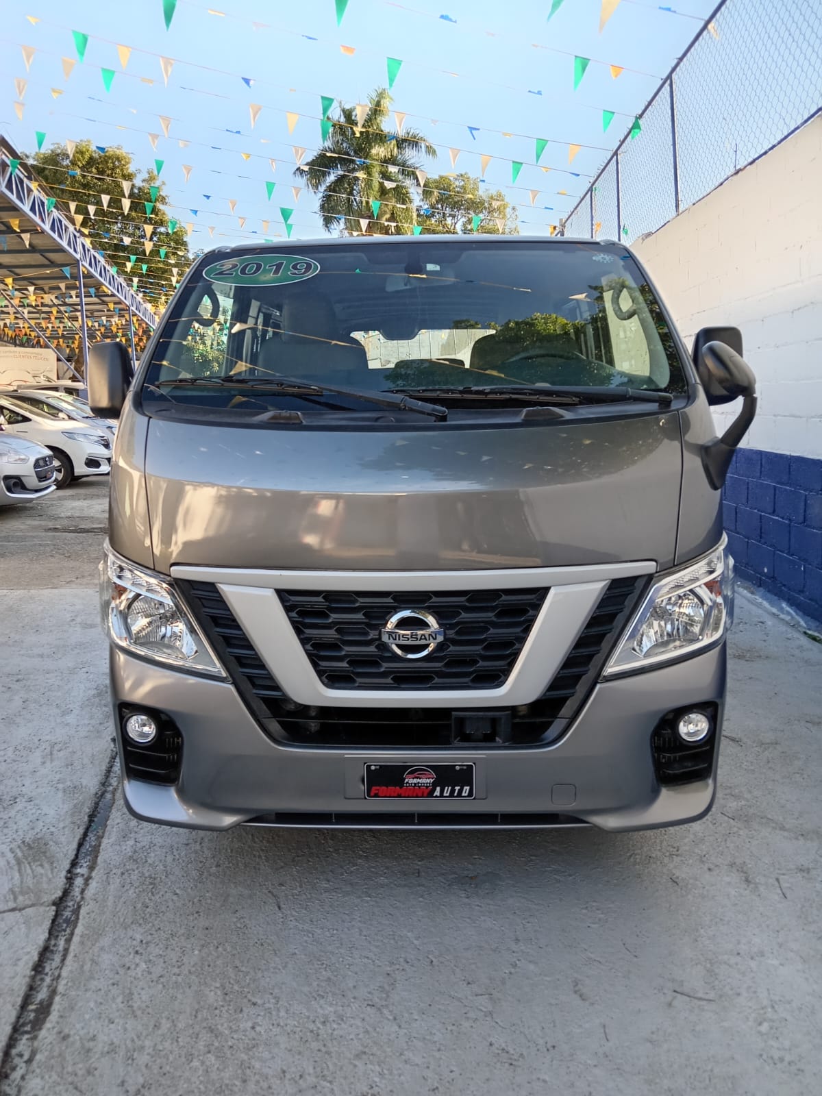 otros vehiculos - NISSAN CARAVAN NV350 2