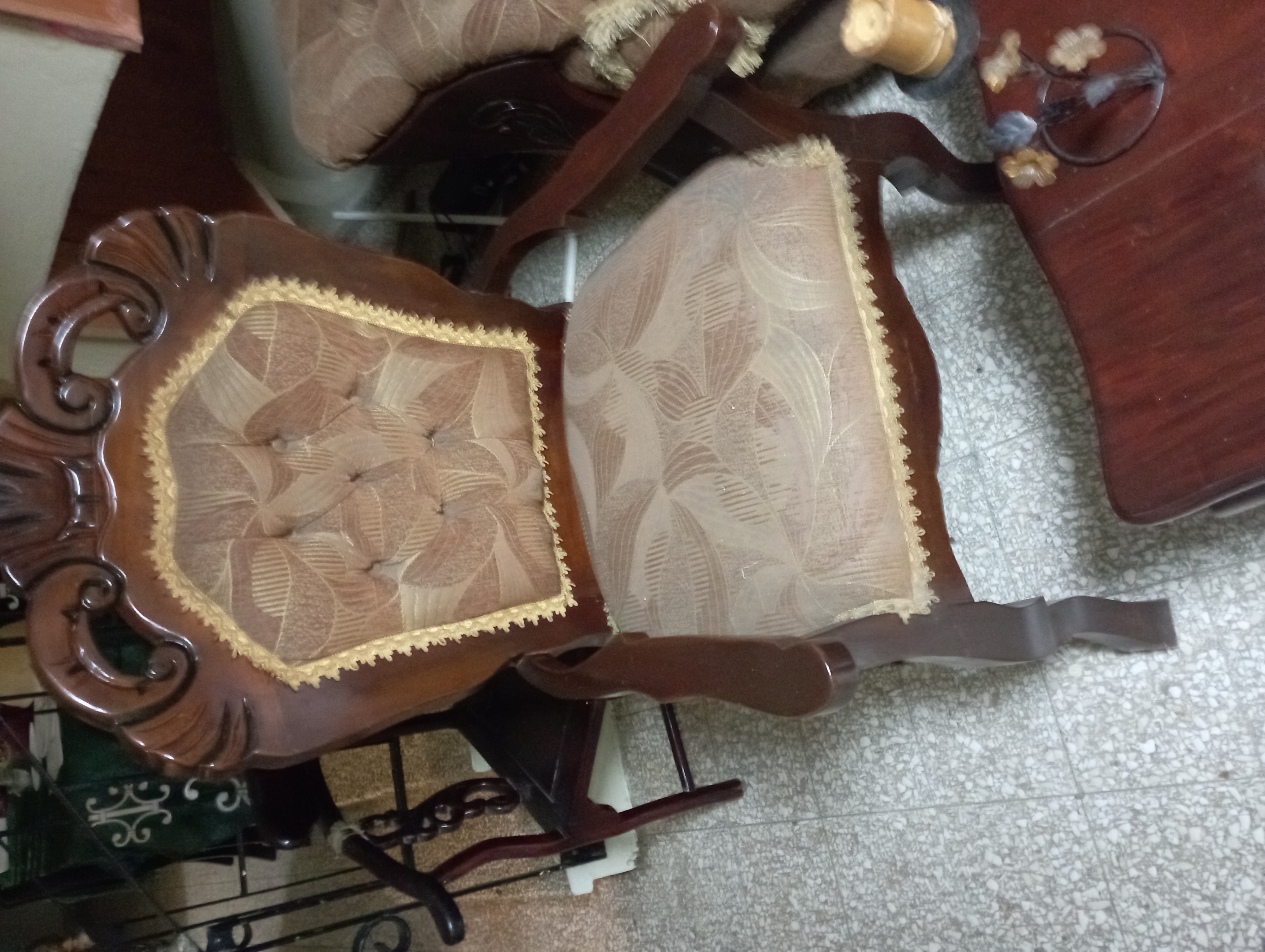 muebles y colchones - Juego de Muebles en Caoba de Oportunidad  4
