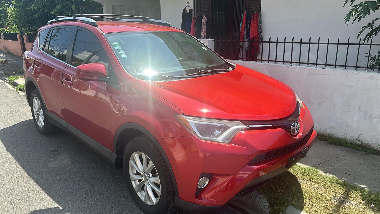 jeepetas y camionetas - Toyota Rav4 2016 3