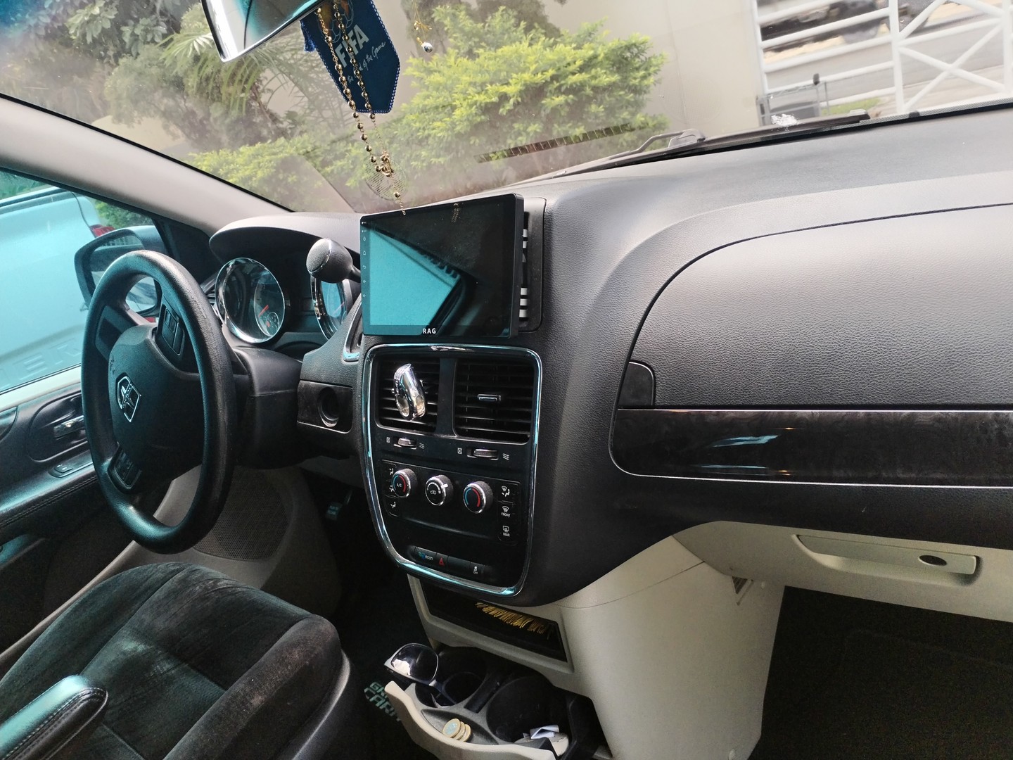 jeepetas y camionetas - Vendo Dogde Gran Caravan 2016  3