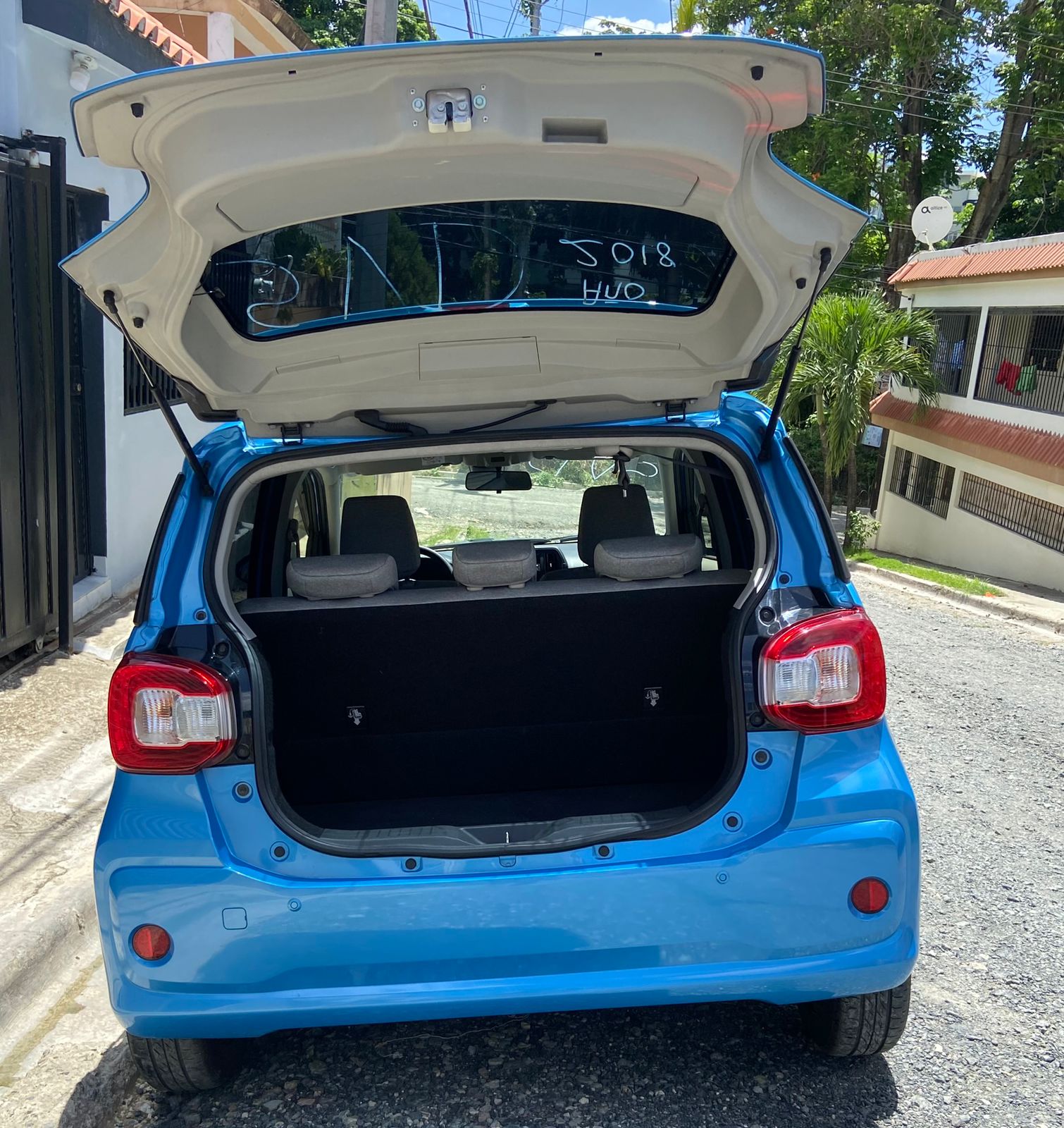 carros - DAIHATSU BOOM 2018 6