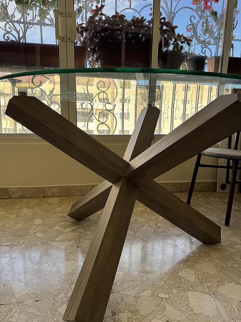 muebles y colchones - Vendo juego de comedor de Cristal de Ilumel totalmente nuevo sin estrenar  1