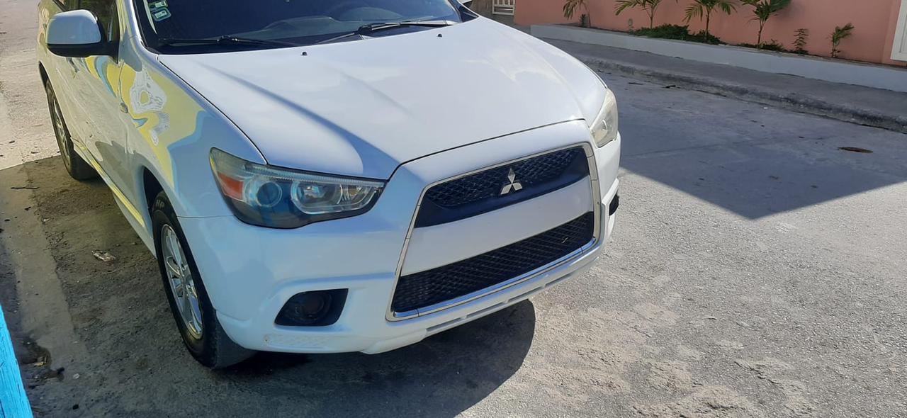 jeepetas y camionetas - mitsubishi outlander 2012 0
