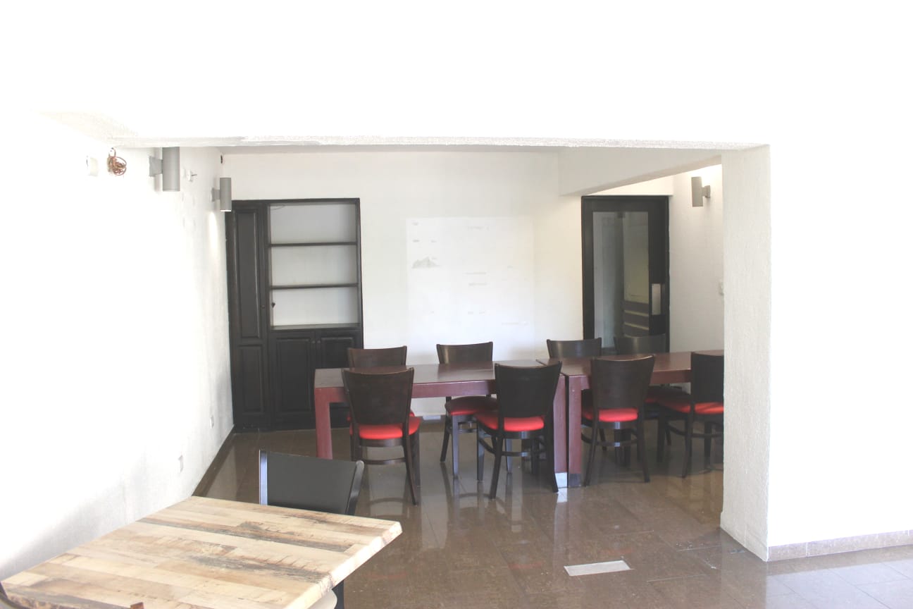 oficinas y locales comerciales - Alquiler Local, Avenida Enriquillo 1