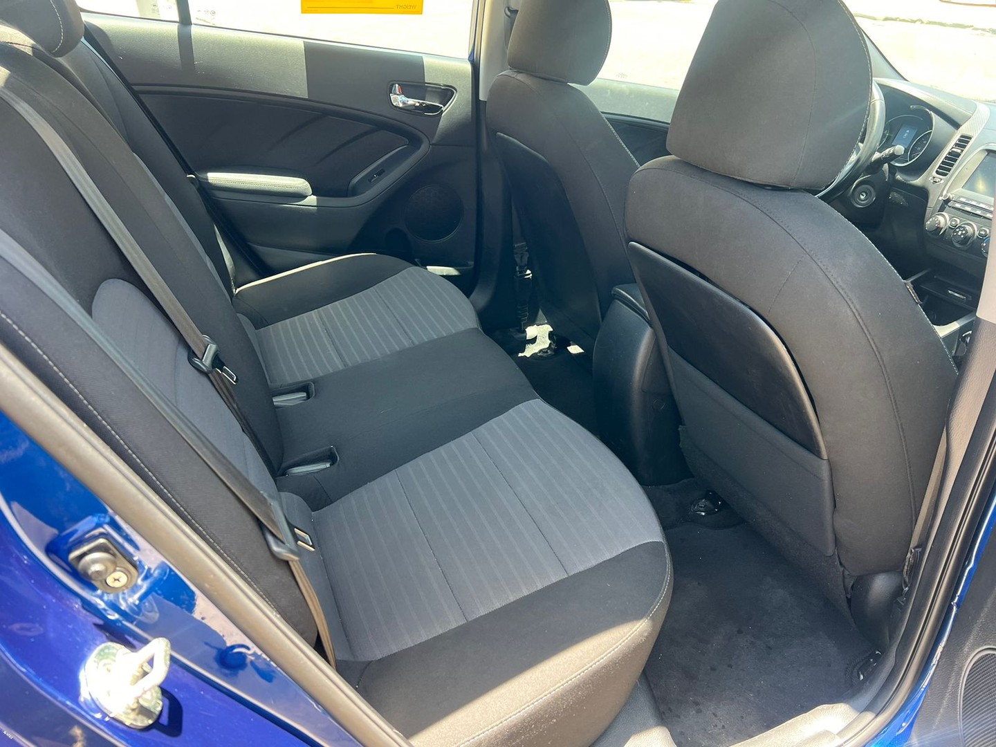carros - kia forte  2
