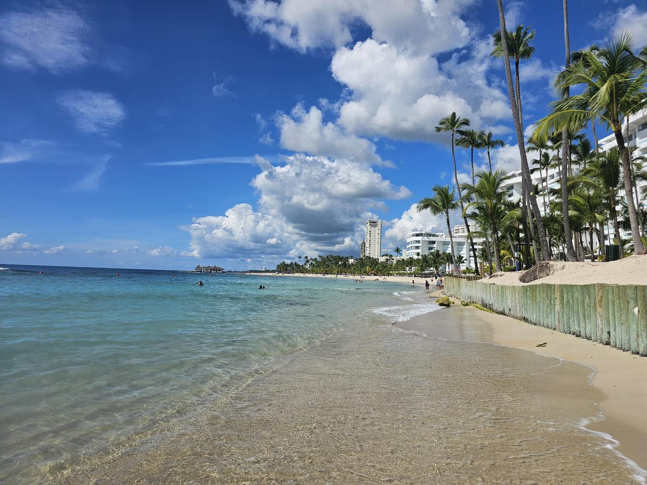 apartamentos - EXCLUSIVO APARTAMENTO FRENTE AL MAR EN JUAN DOLIO 9