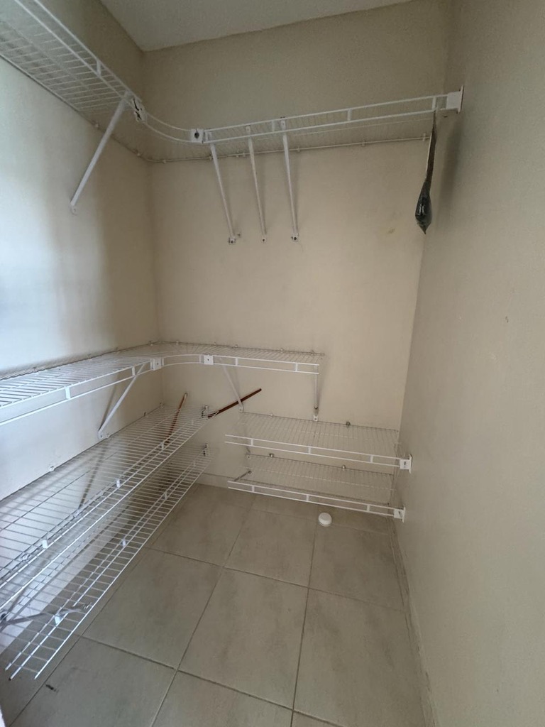 apartamentos - Venta de apartamento en la Avenida Monumental 1