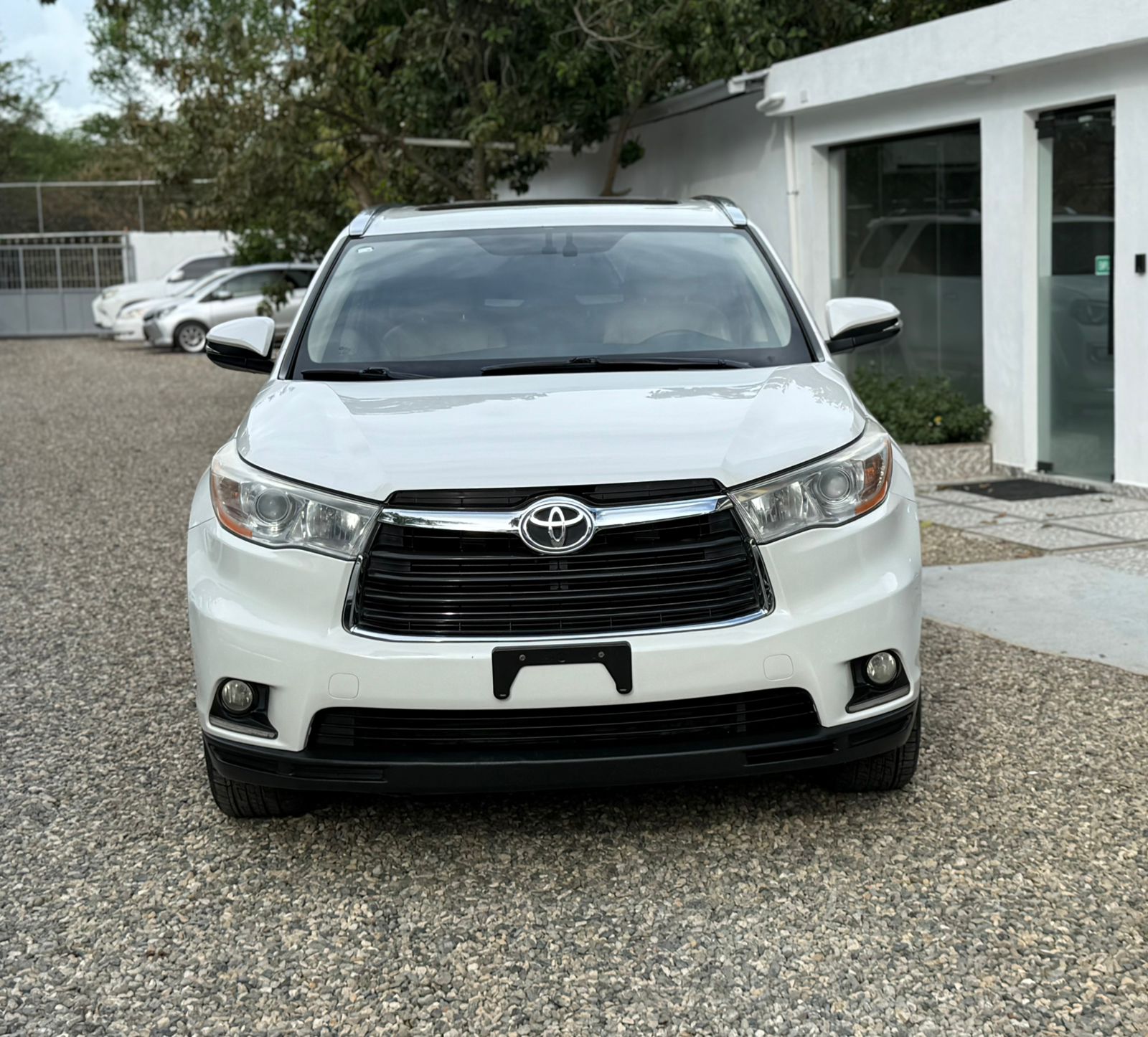 jeepetas y camionetas - Toyota higlander xle 2014 3