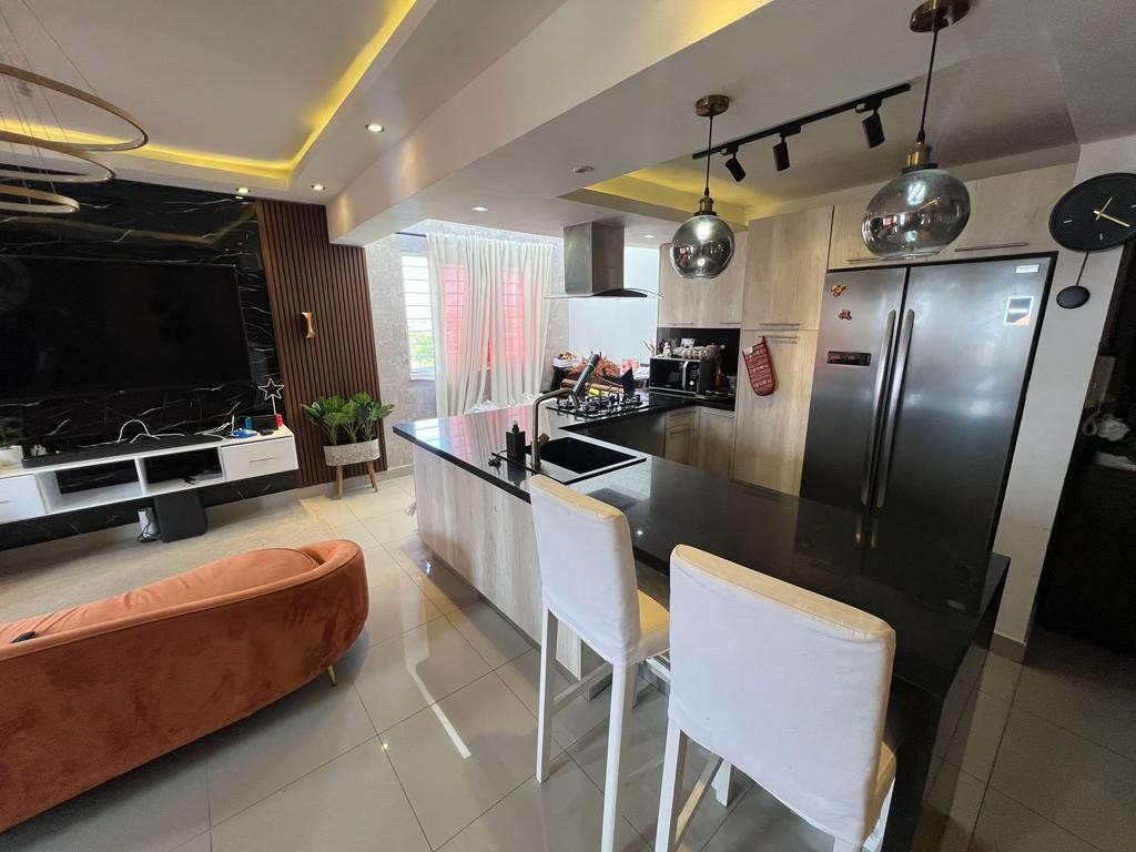 apartamentos - SAN ISIDRO RESIDENCIAL FERNÁNDEZ ORIENTAL APARTAMENTO 4TO NIVEL TECHO  PRIVADO 4