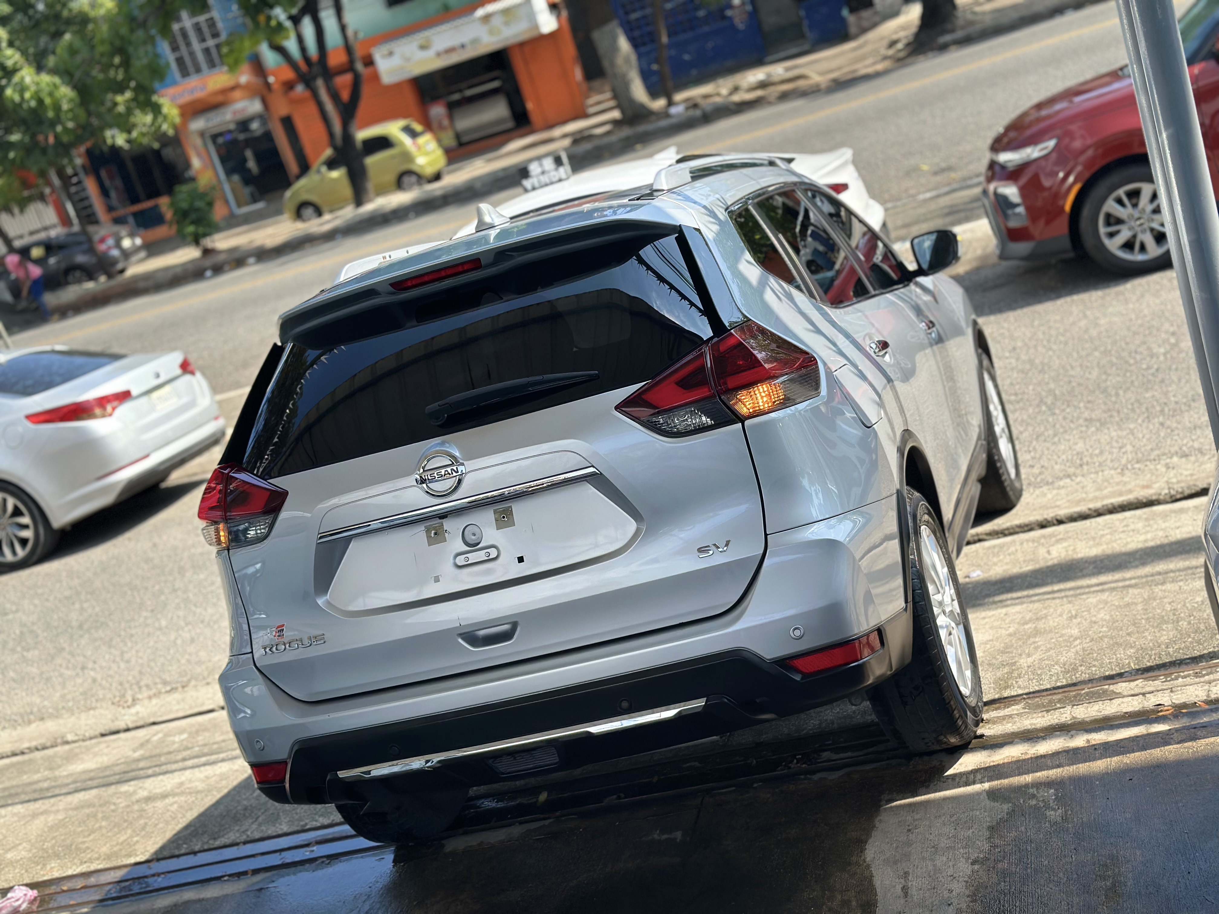 jeepetas y camionetas - 2020 NISSAN ROGUE SV CLEAN CARFAX 3
